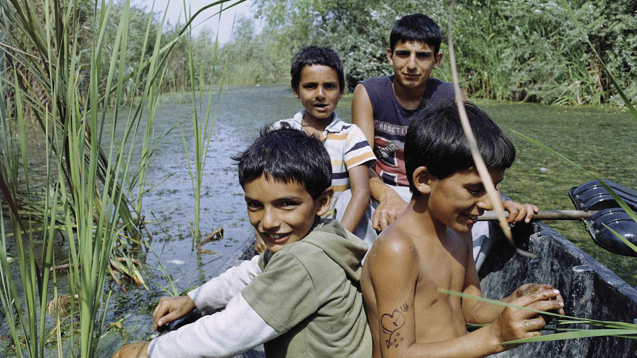 ‘Acasa, My Home’: Det er rørende og provokerende at følge med, når familien Enache rykkes ud af vildmarken