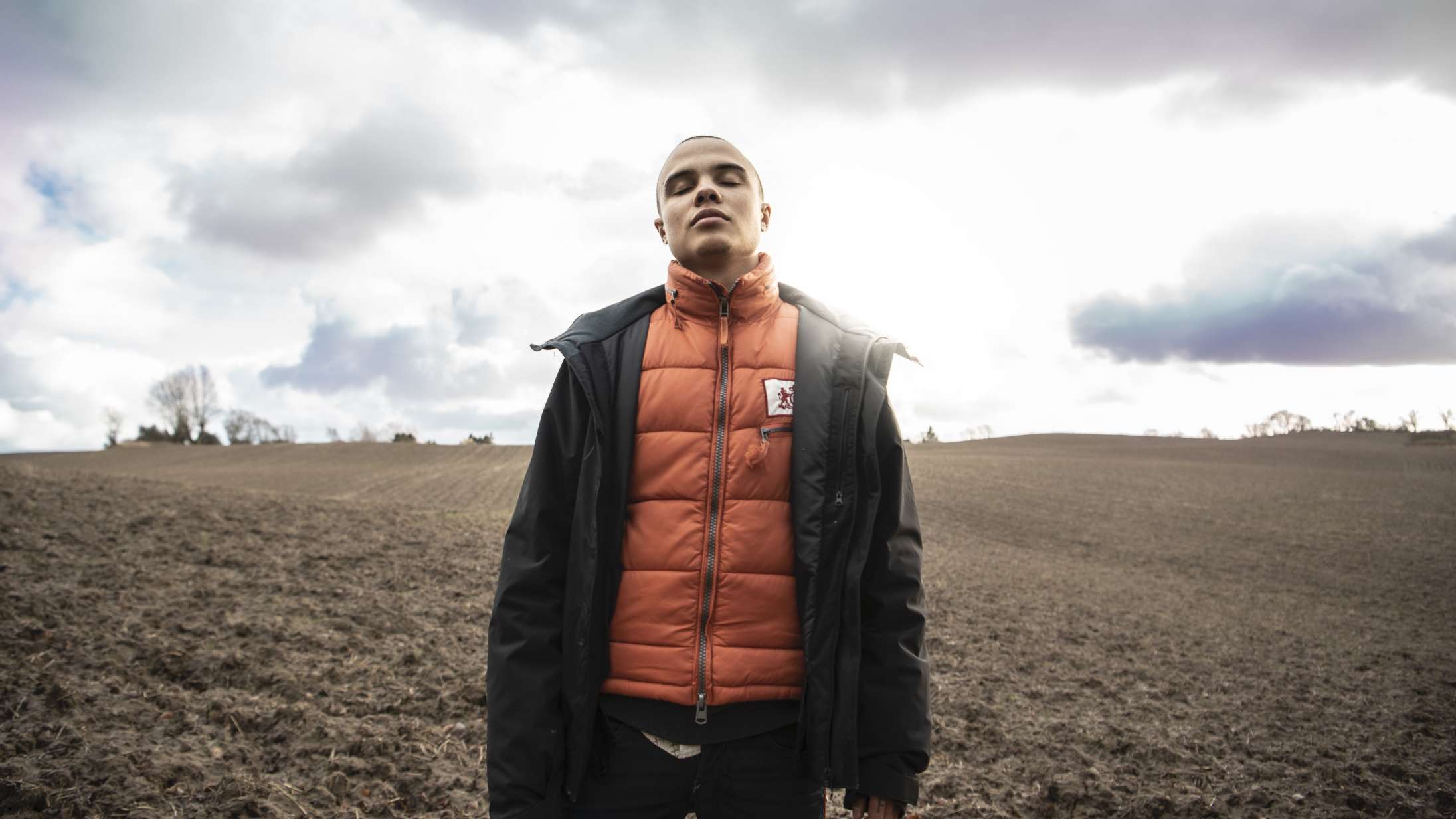 Lillebittebock taler ud om stofmisbrug og musikbranchen: »Hvorfor var der ingen, der sagde noget?«