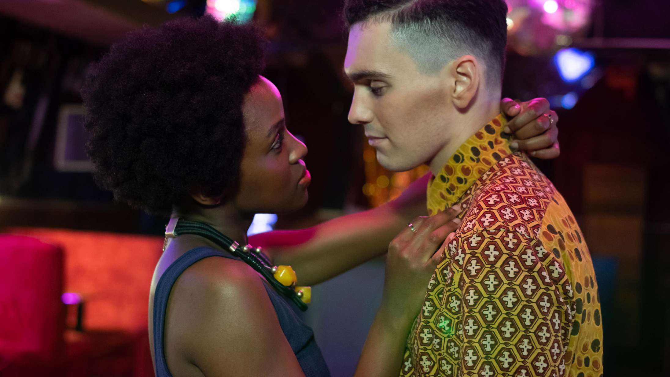 ’Noughts + Crosses’: Sorte undertrykker hvide i tankevækkende HBO Nordic-aktuel serie