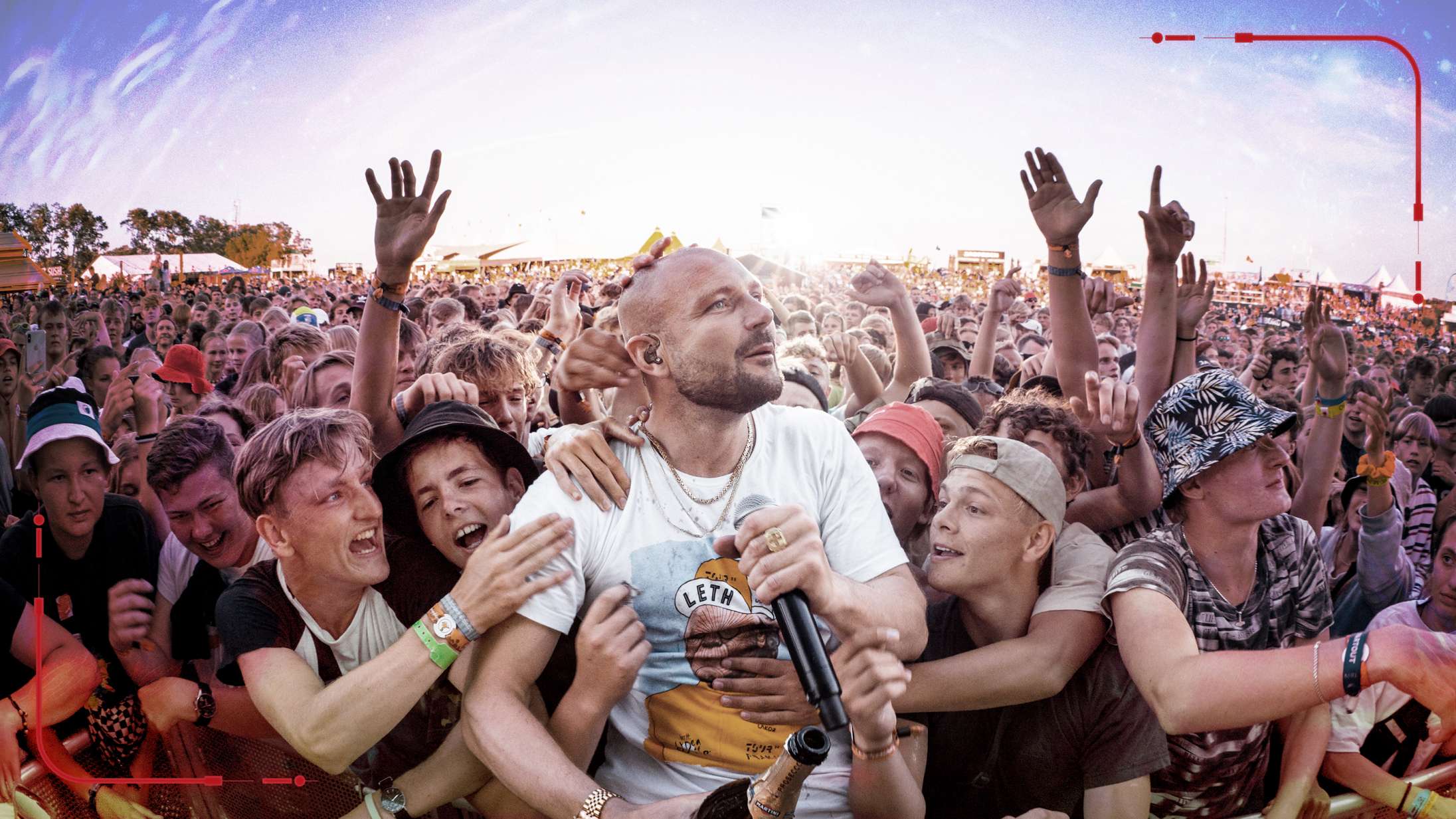 Hvorfor fokusere på berømmelsens bagside, når det er meget sjovere at hoppe ombord på Suspekts tourbus?
