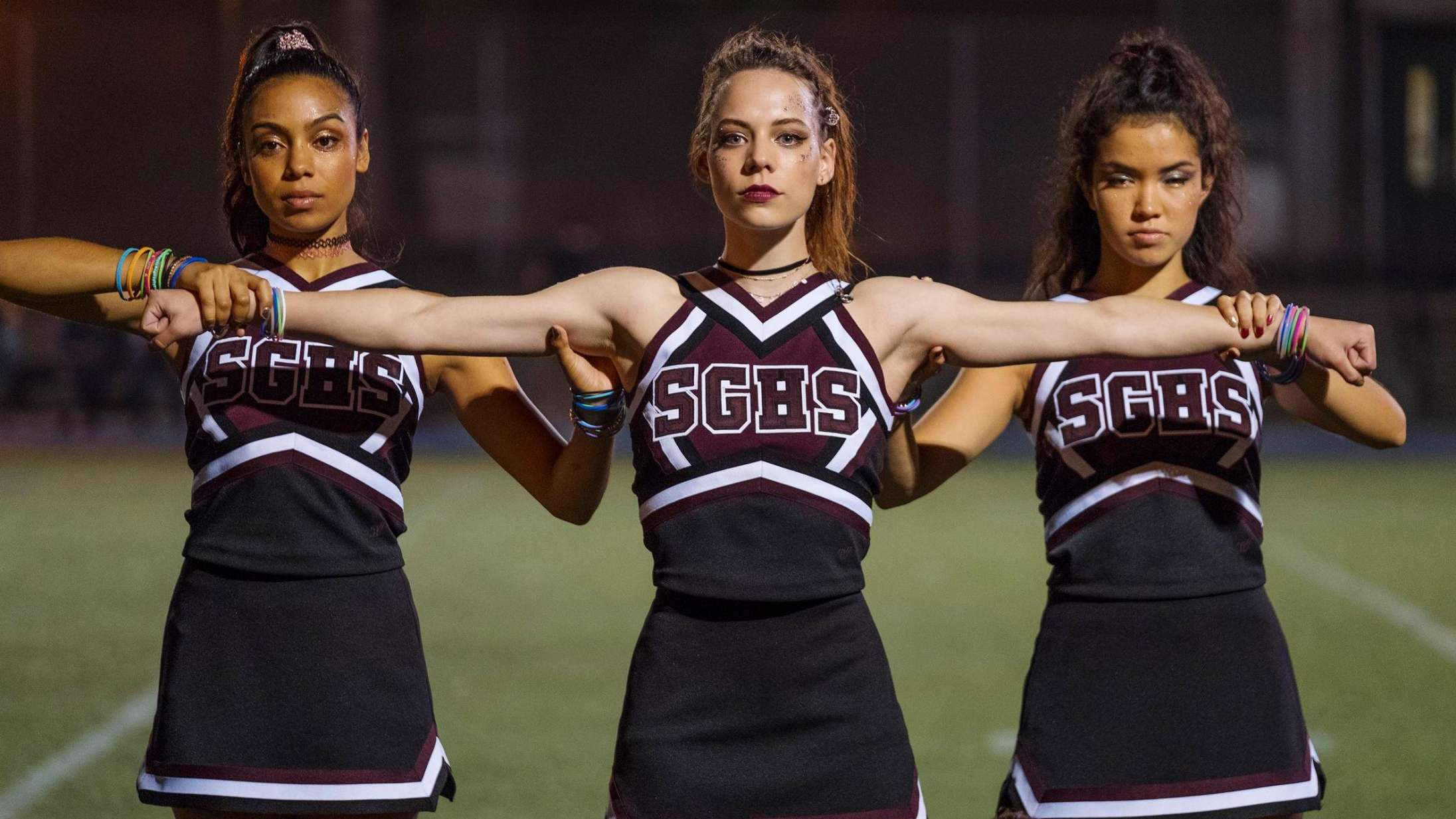 ’Dare Me’: Netflix-serie om cheerleader-intriger er en ond, dragende og intens affære