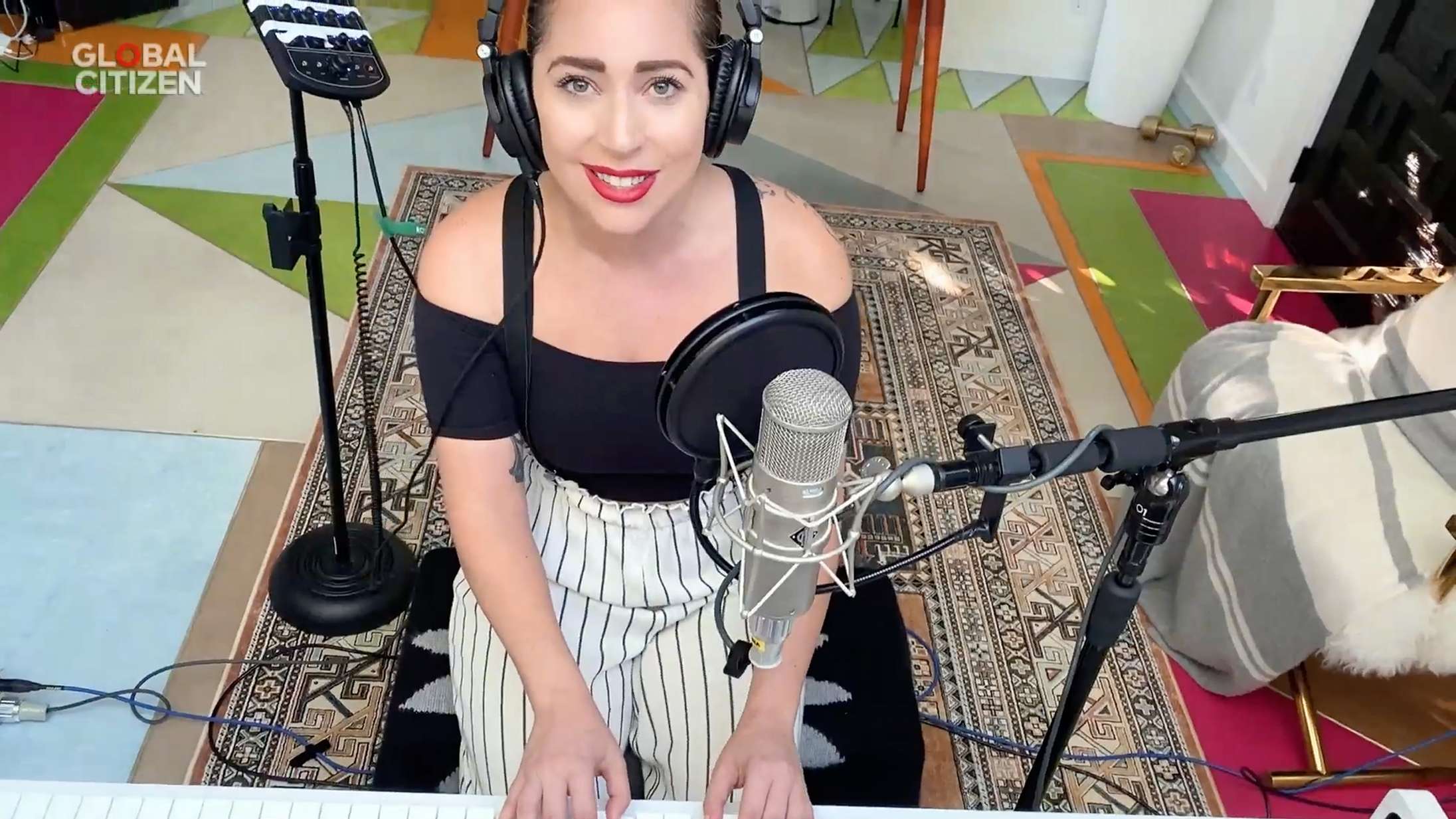 WHO’s stjernespækkede corona-show var som en to timer lang udgave af ’We Are the World’