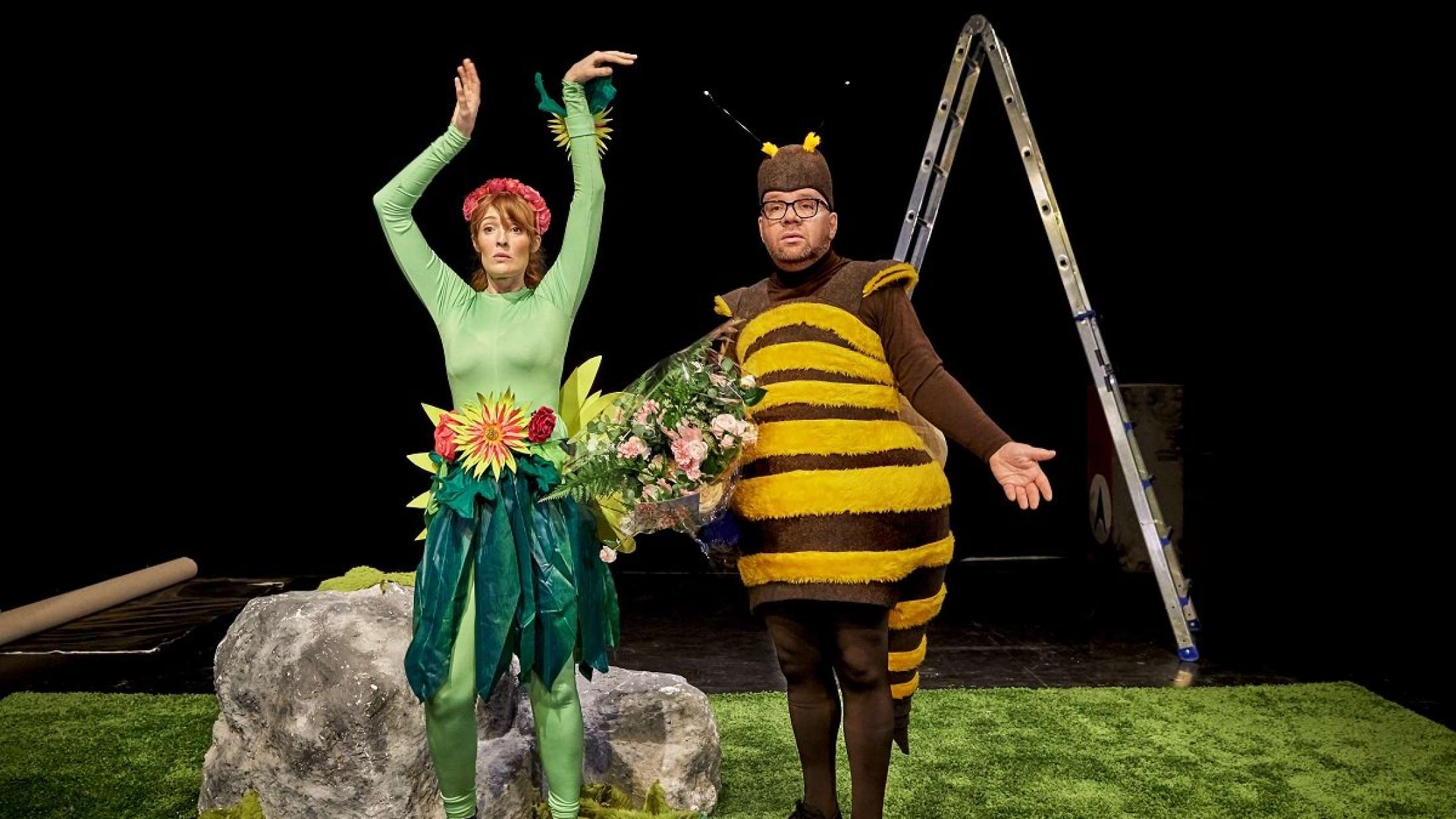 ’Store Lars’: Lars Hjortshøj latterliggør sig selv – men det er både for meget og ikke nok