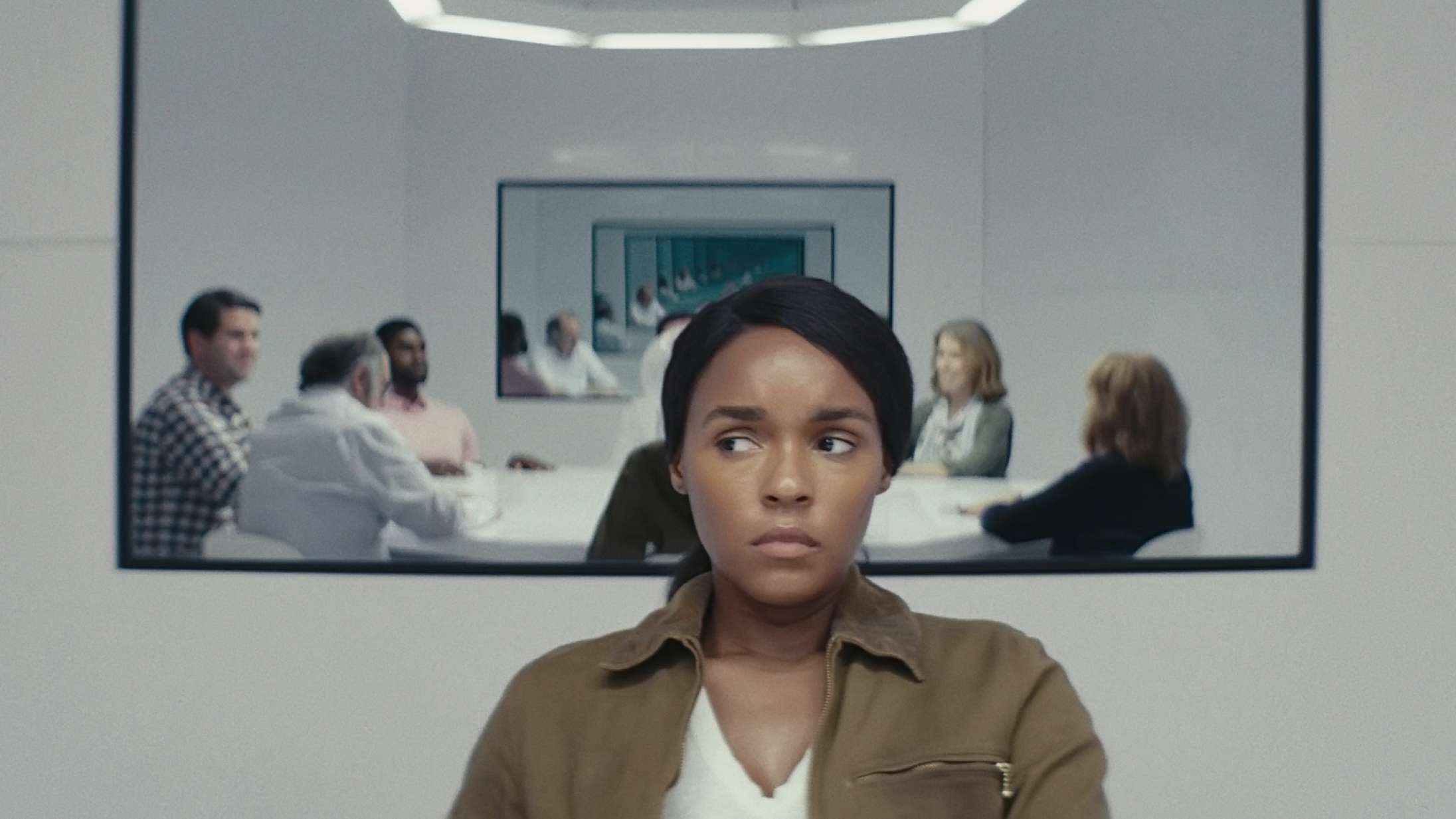 ‘Homecoming’ sæson 2: Konspirationerne stikker af i efterfølgeren til Amazons thriller-perle