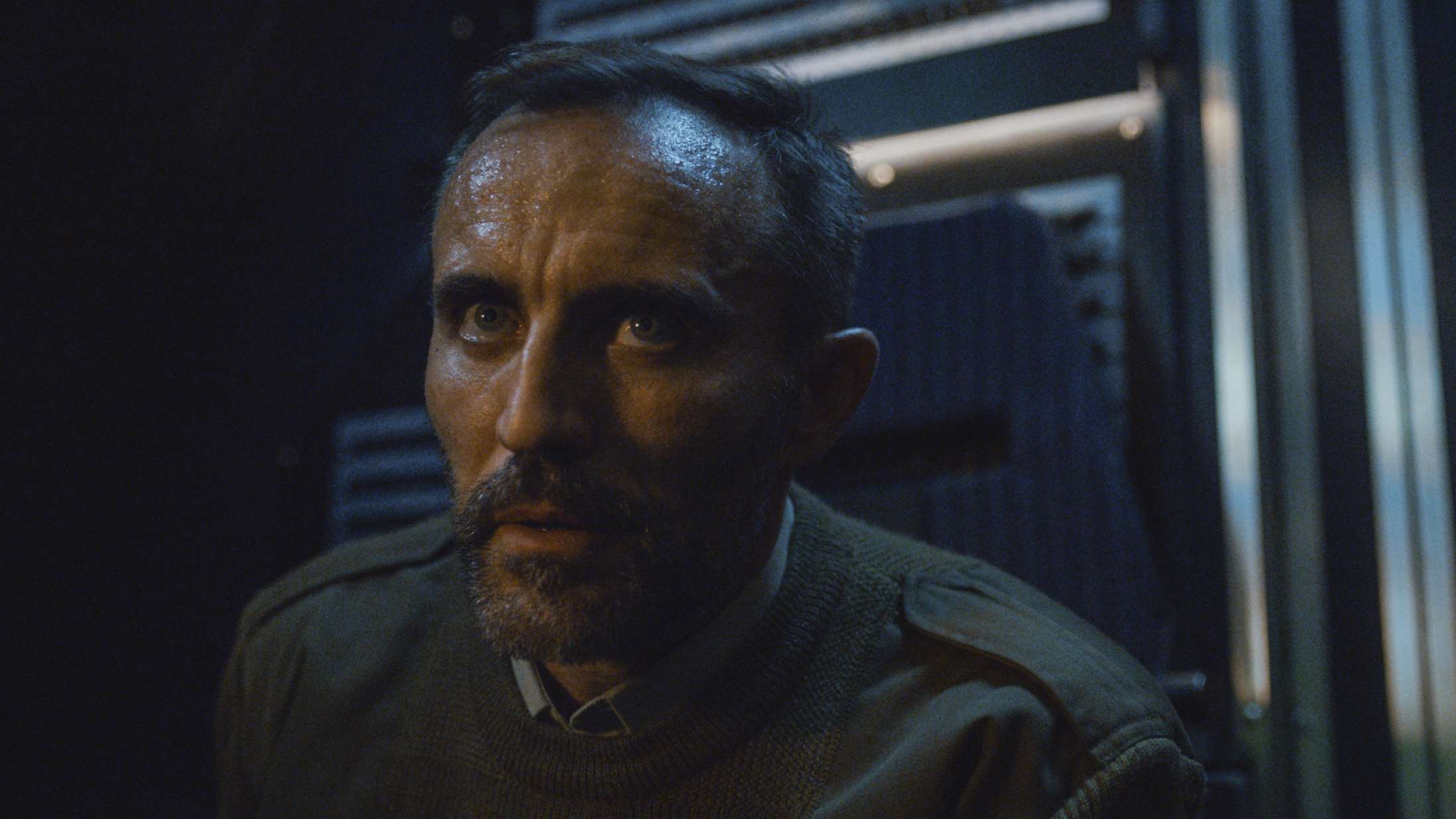 ’Into the Night’: Netflix’ scifi-serie med fængende præmis flyver intenst afsted