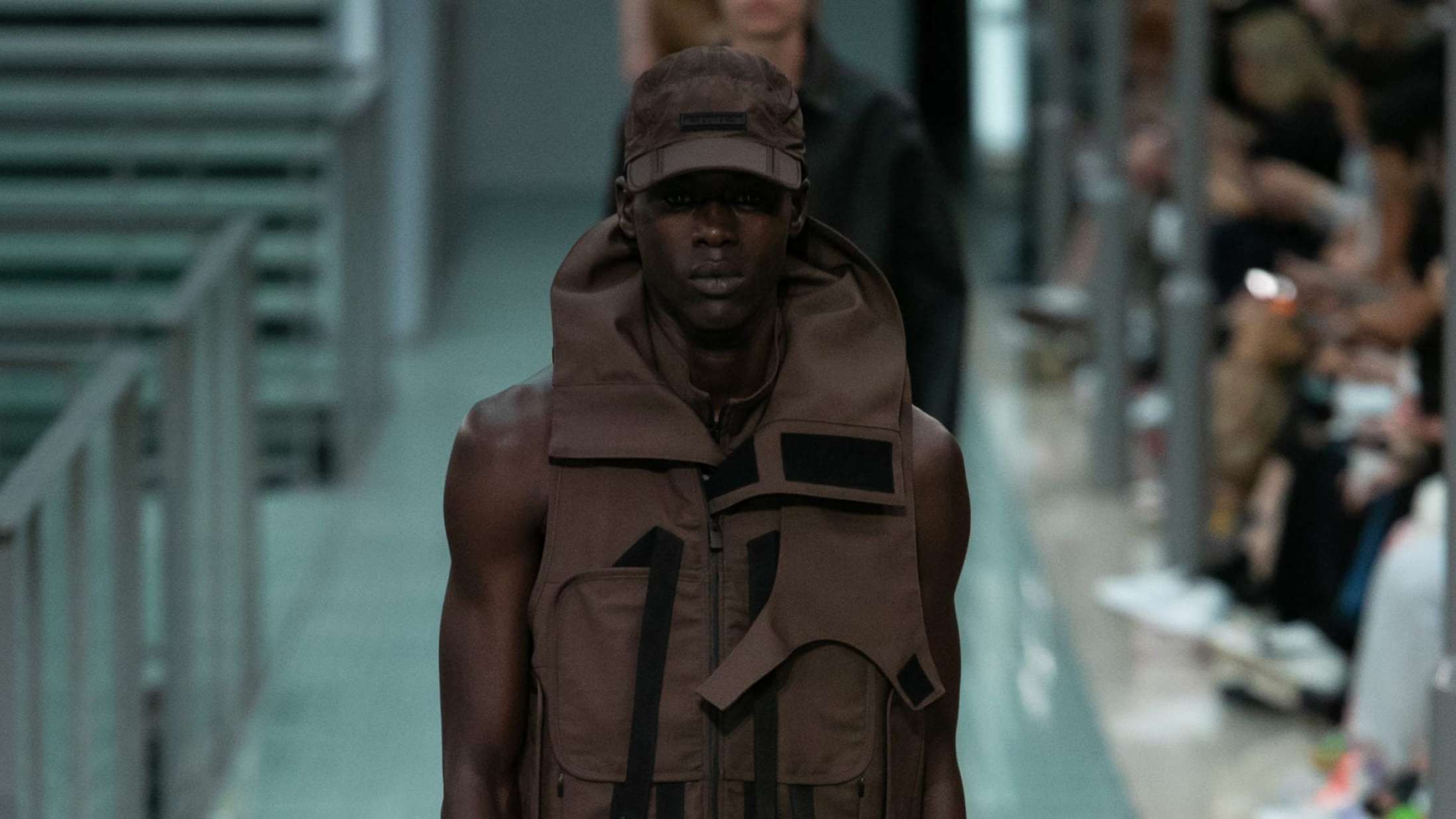 Udnævnelsen af ny Givenchy-chefdesigner kan blive godt nyt for dansk tøjmærke