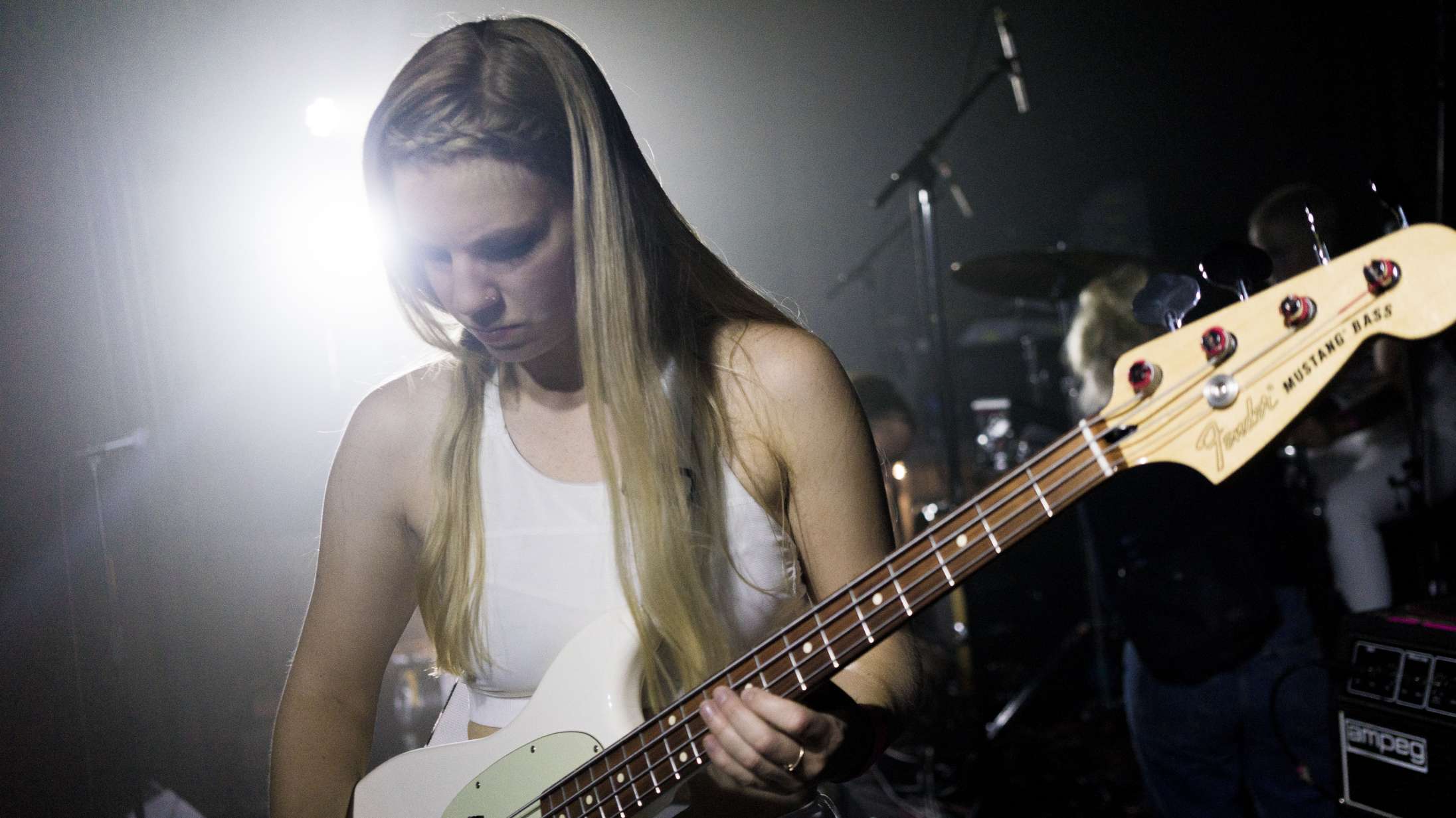 Signe fra Nelson Can om sexistisk sprogbrug i anmeldelser: »Det er altid okay at sige fra. Lad være med at gøre, som jeg gjorde«