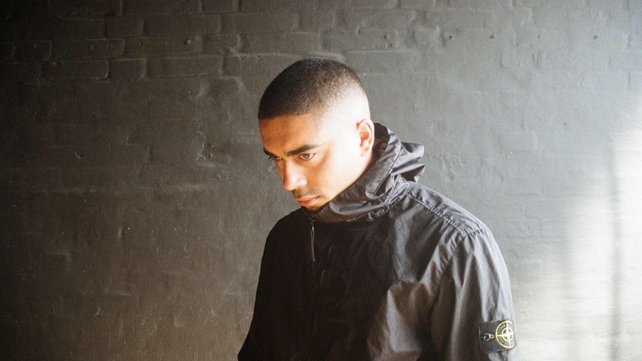 Kesi bekræfter, at det nye album lander fredag – se trailer