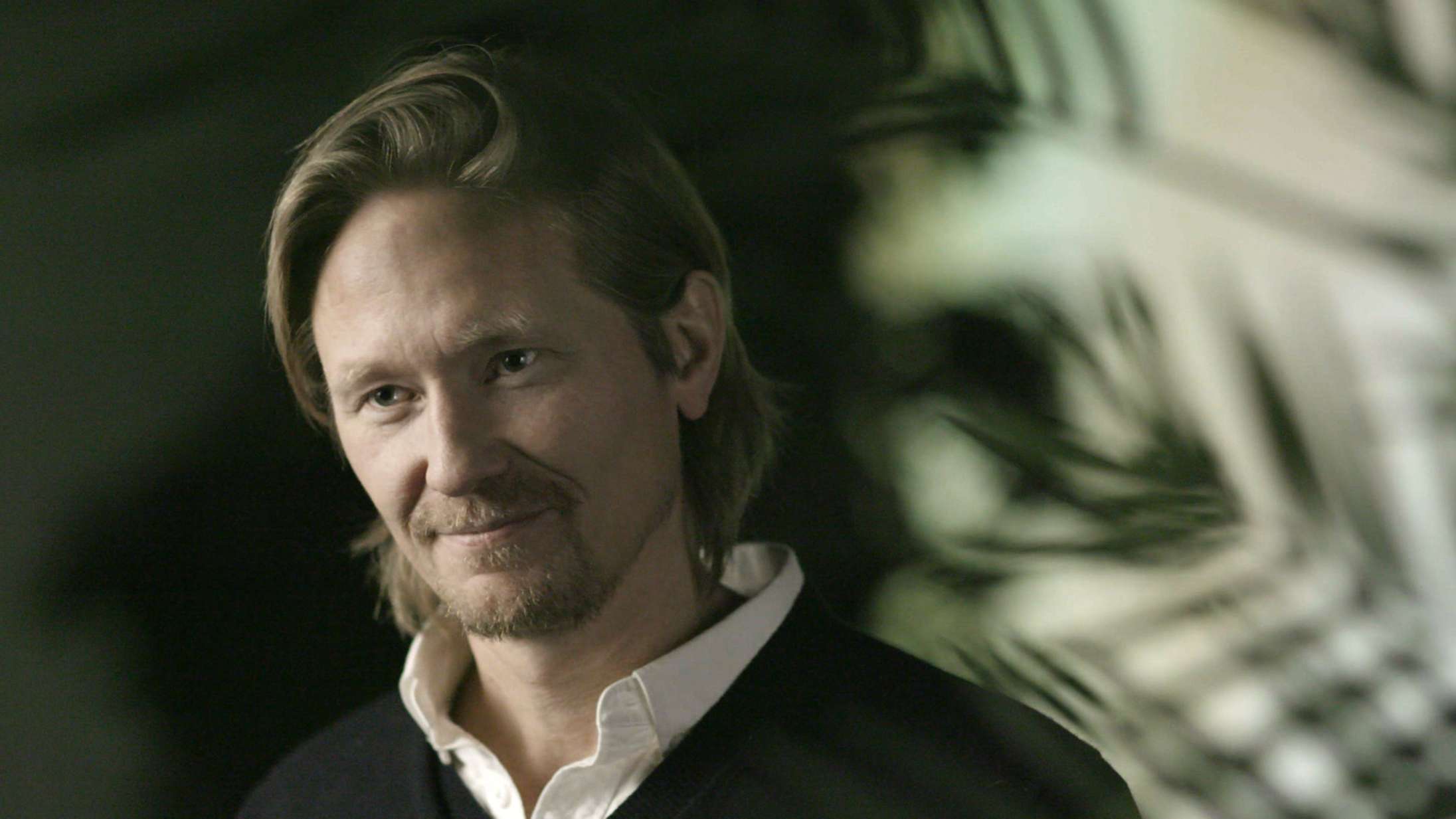 ’Min ven SKAL redde verden’: DR-serie om Ganni-grundlægger spidder dobbeltmoralsk klimahykleri – men misser en pointe