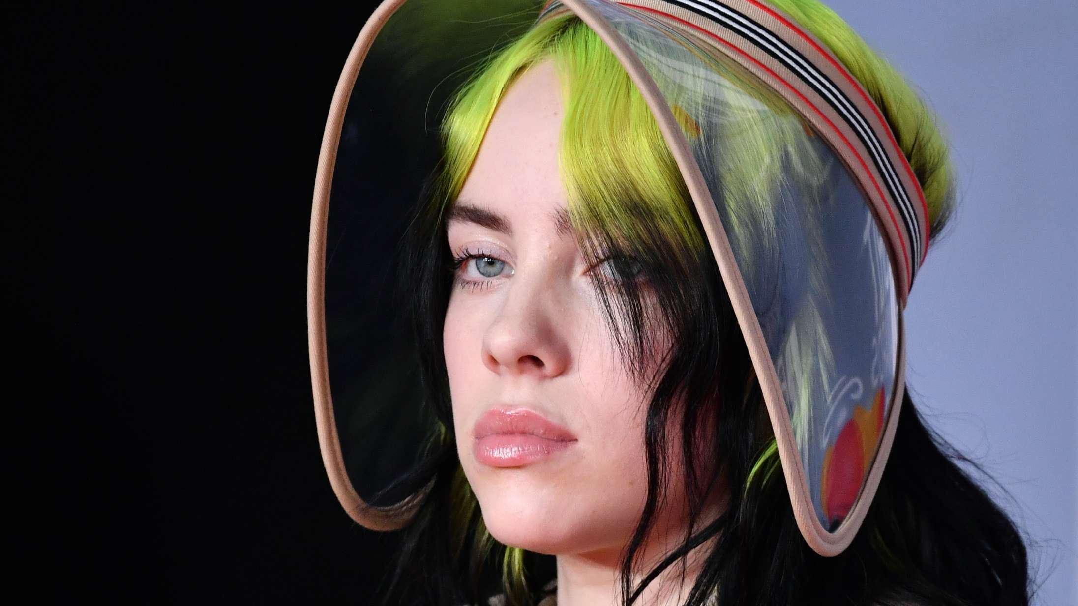 Billie Eilish: »Der var et tidspunkt, hvor jeg stoppede den, skreg, rejste mig og løb rundt i huset«