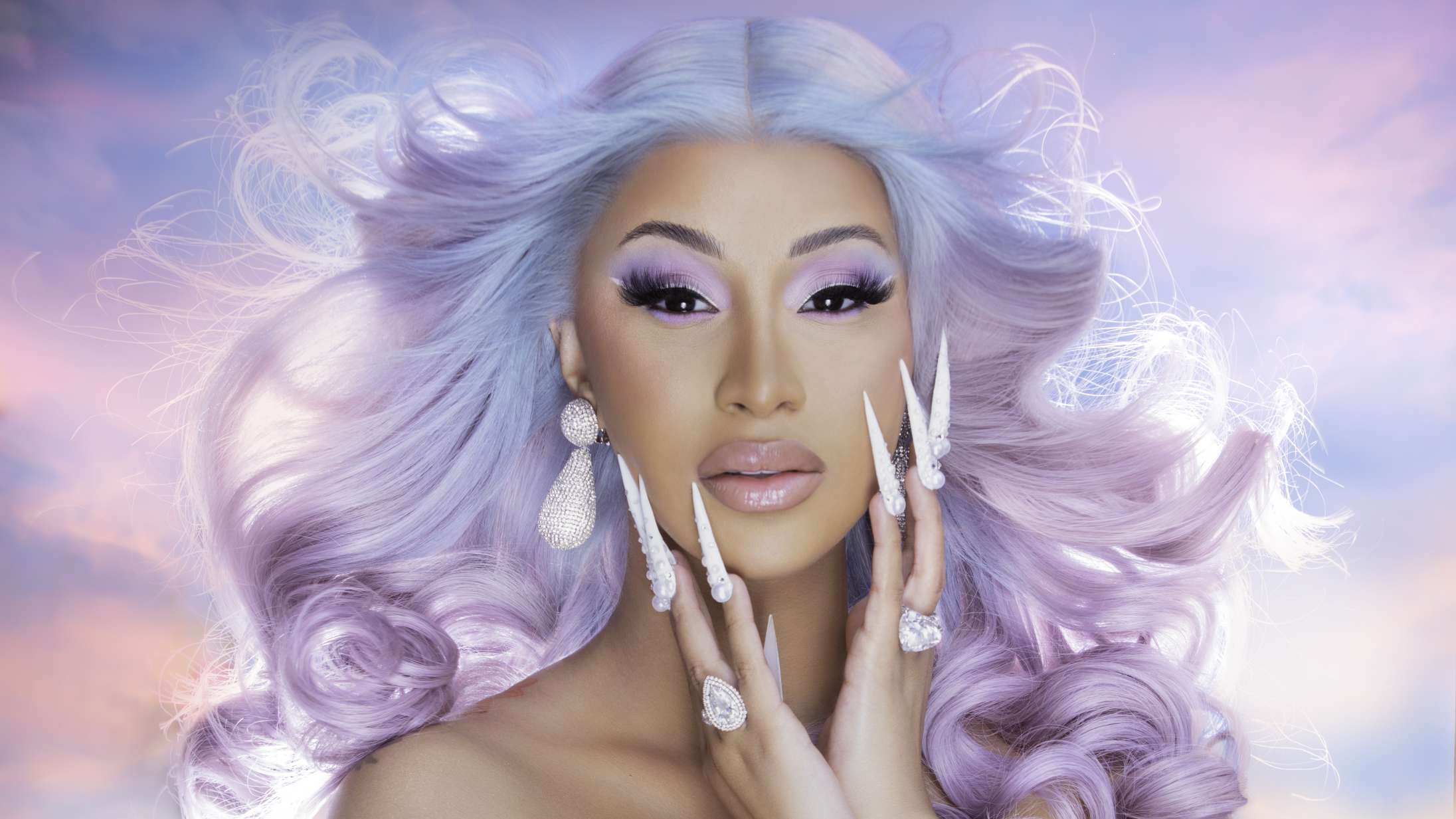 Cardi B lander sin første hovedrolle i ‘Mrs. Doubtfire’-klingende komedie: ’Assisted Living’