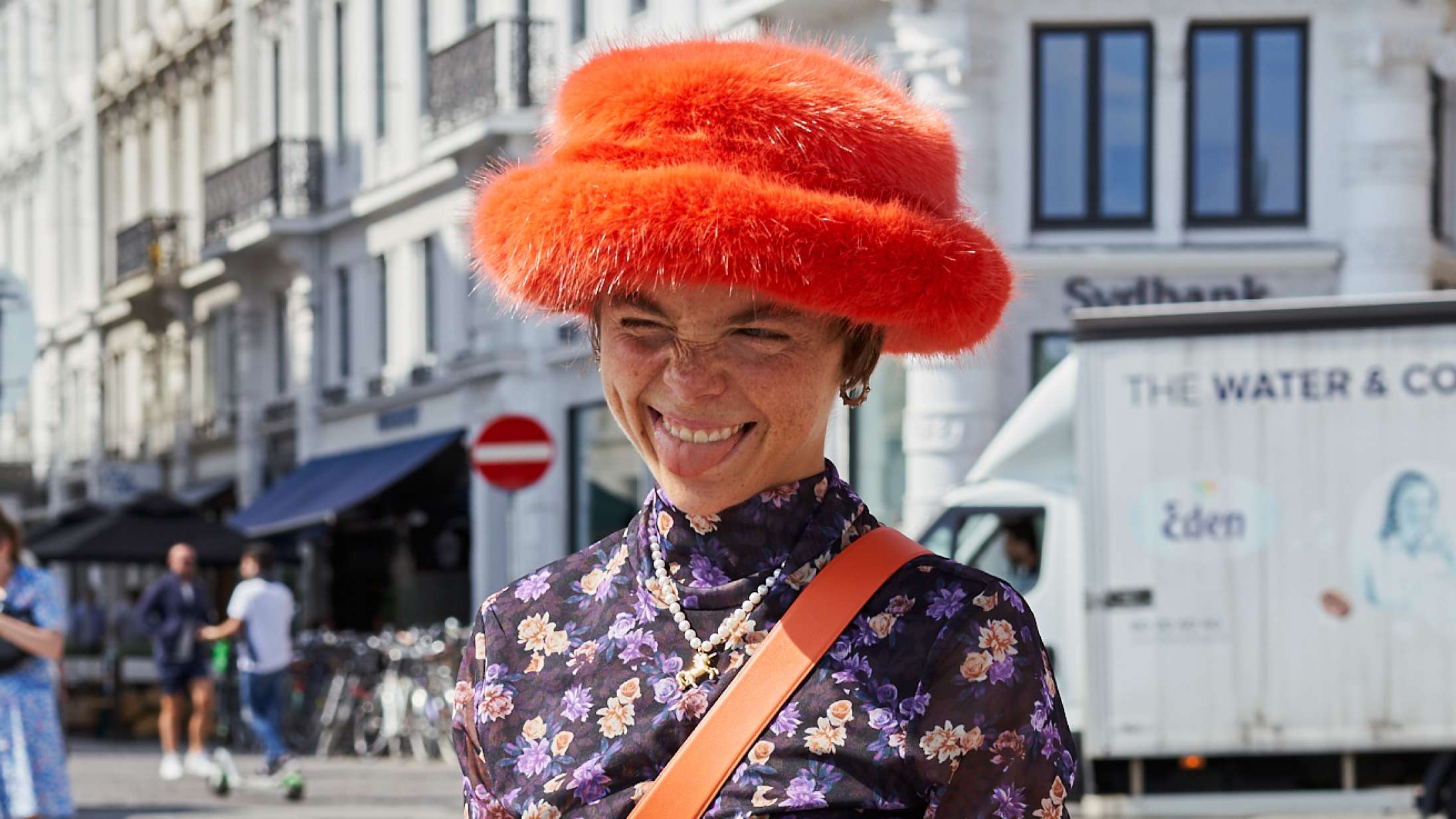 Street style: De sidste indtryk fra Copenhagen Fashion Week – farverigt, løst og luftigt