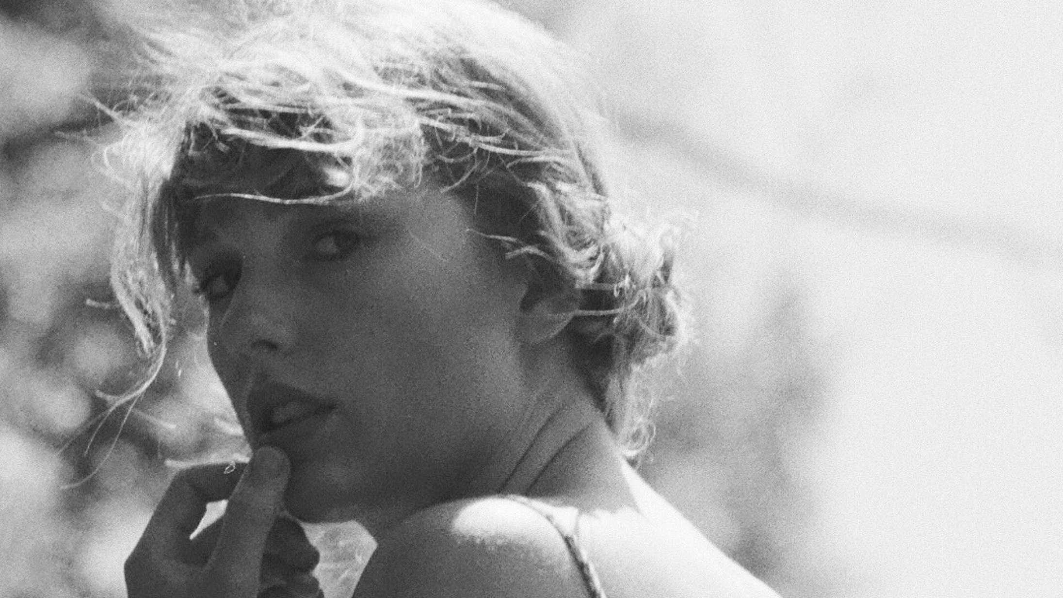 Taylor Swift fejrer unik hitlistesucces med en The Rock-gif