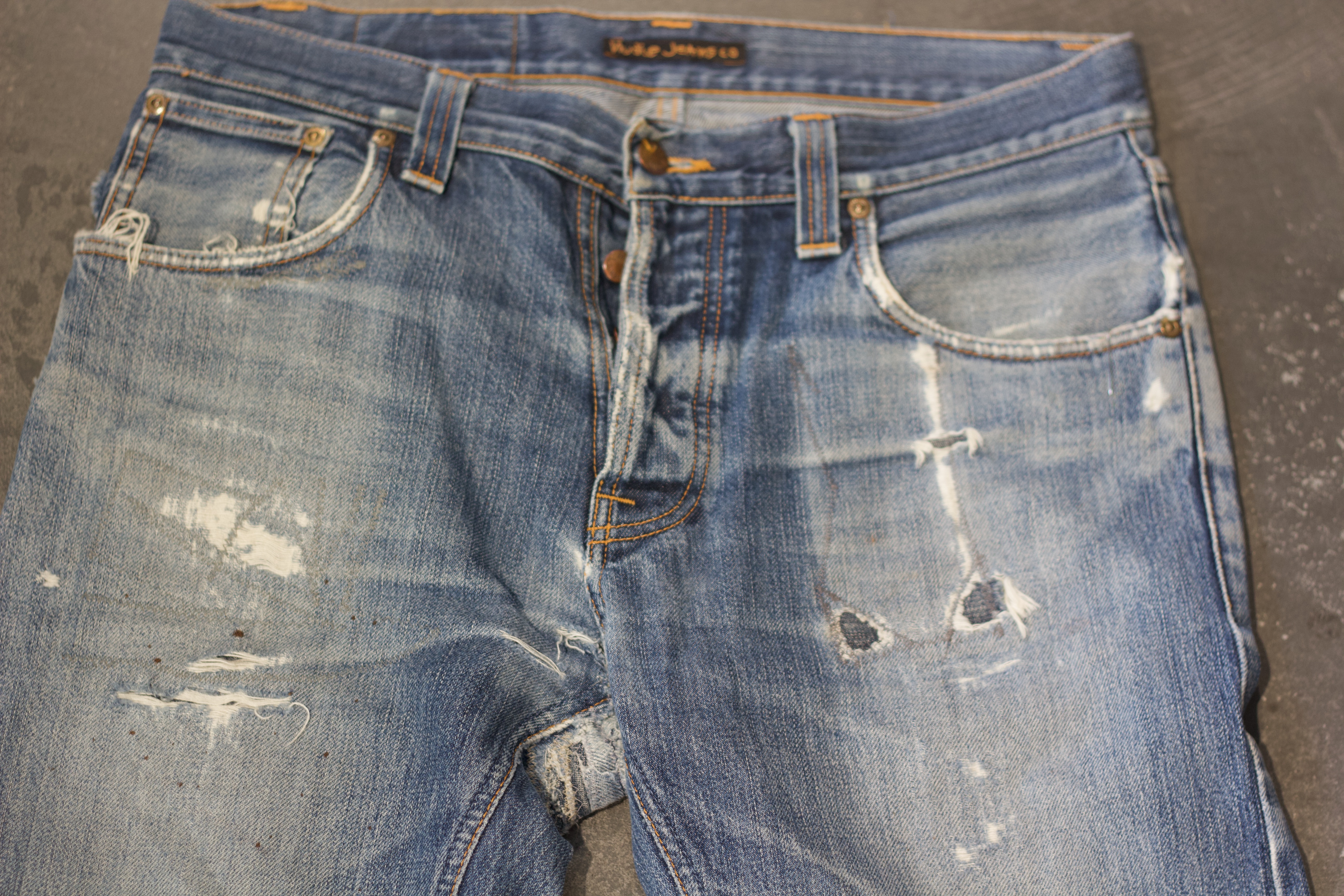 Hos reparerer de slidte jeans: »Se dem som en gammel / Guide
