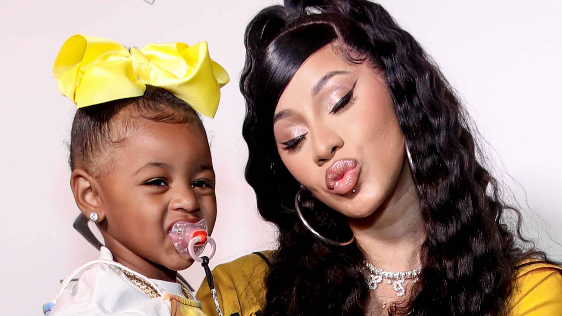 Cardi B og Offsets toårige datter har fået sin egen Instagram-profil