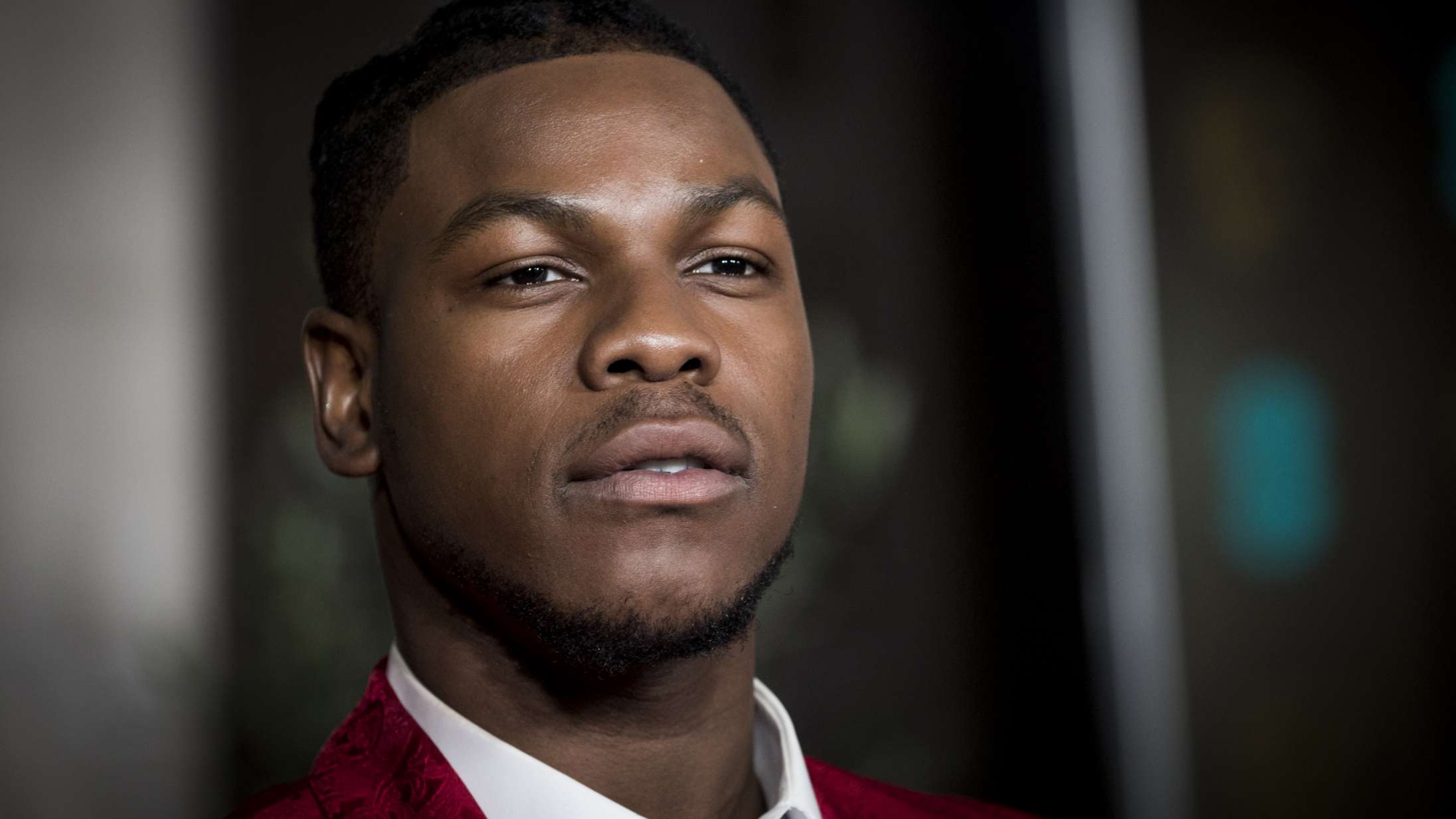 John Boyega kritiserer Star Wars-franchisen for forfordeling af ikke-hvide skuespillere