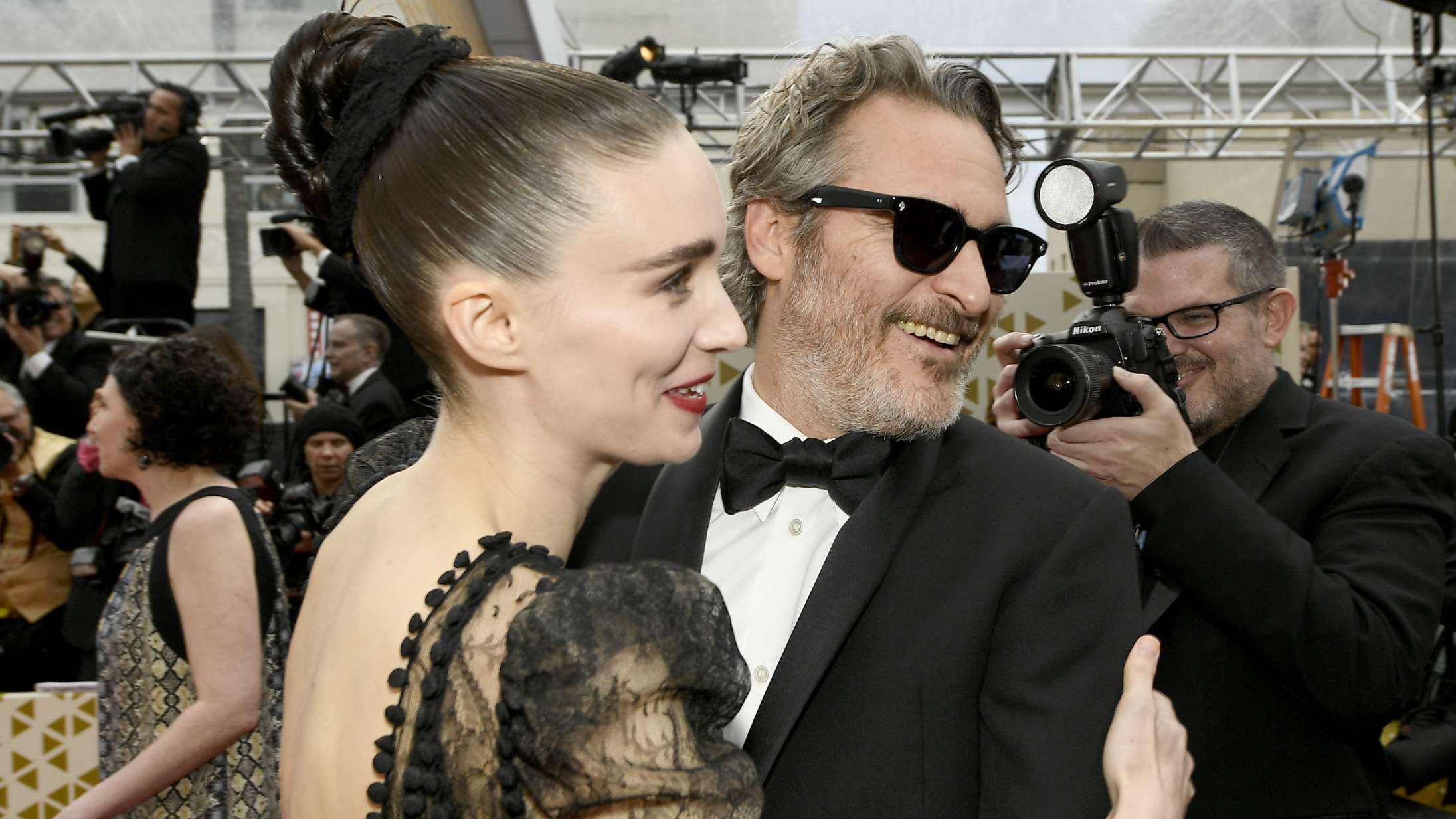 Joaquin Phoenix og Rooney Mara har fået en søn – og navnet giver næsten tårer i øjnene