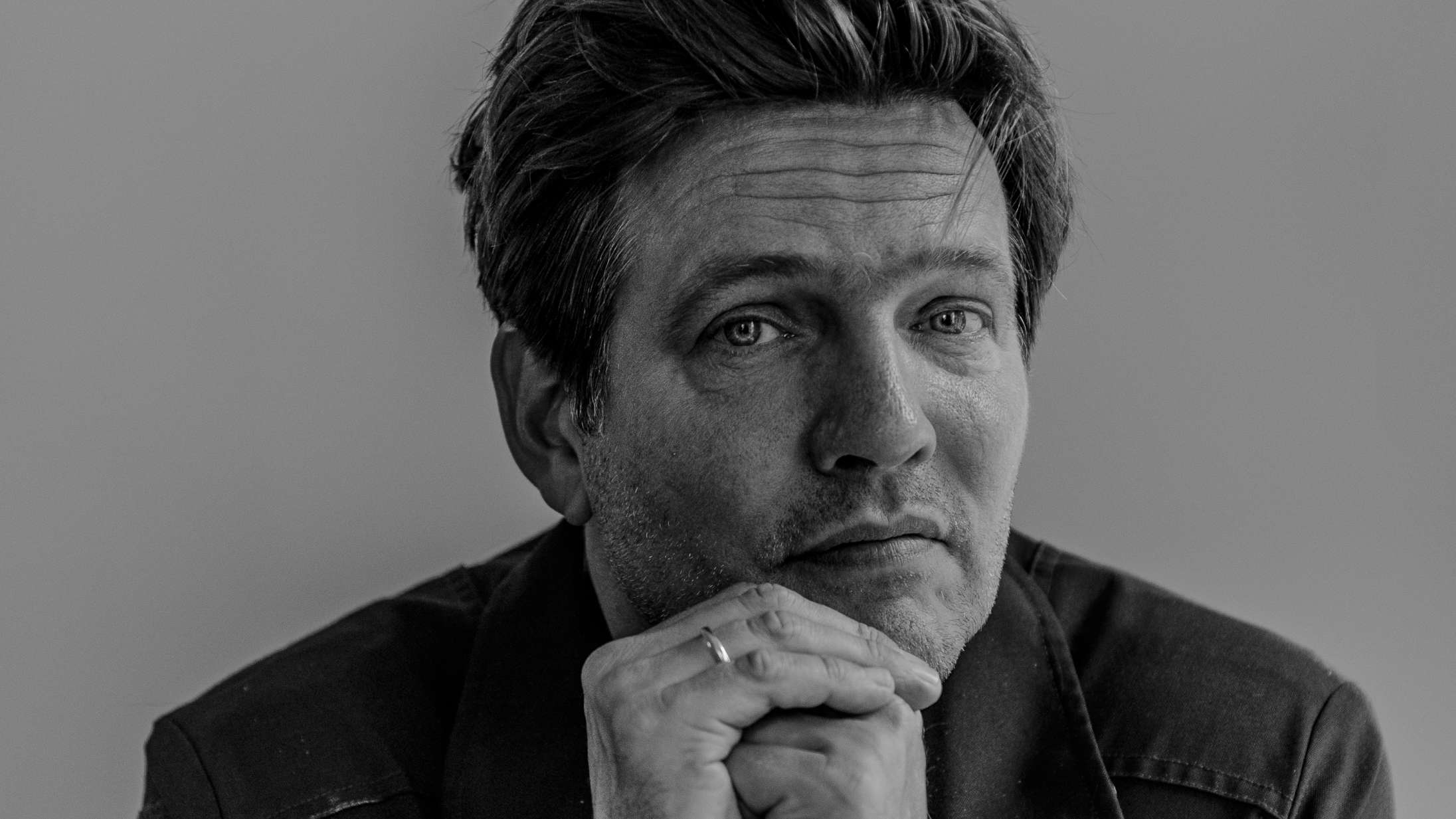 Thomas Vinterberg om ‘Druk’ efter tragedien: »Den er gået fra at være en hyldest til alkohol til at være en hyldest til livet«