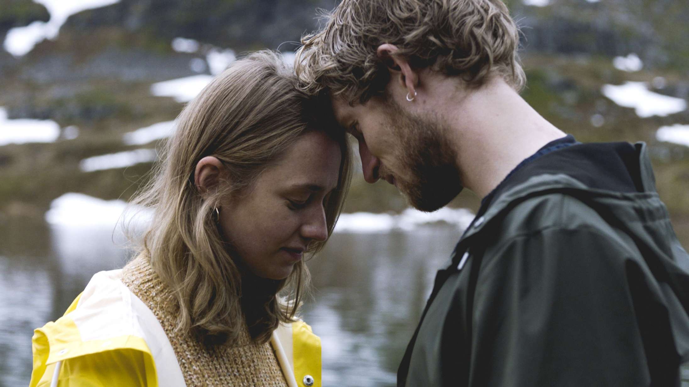 ’Noget om Emma’: Det er svært at tro på kærlighedshistorien i ny DR3-serie