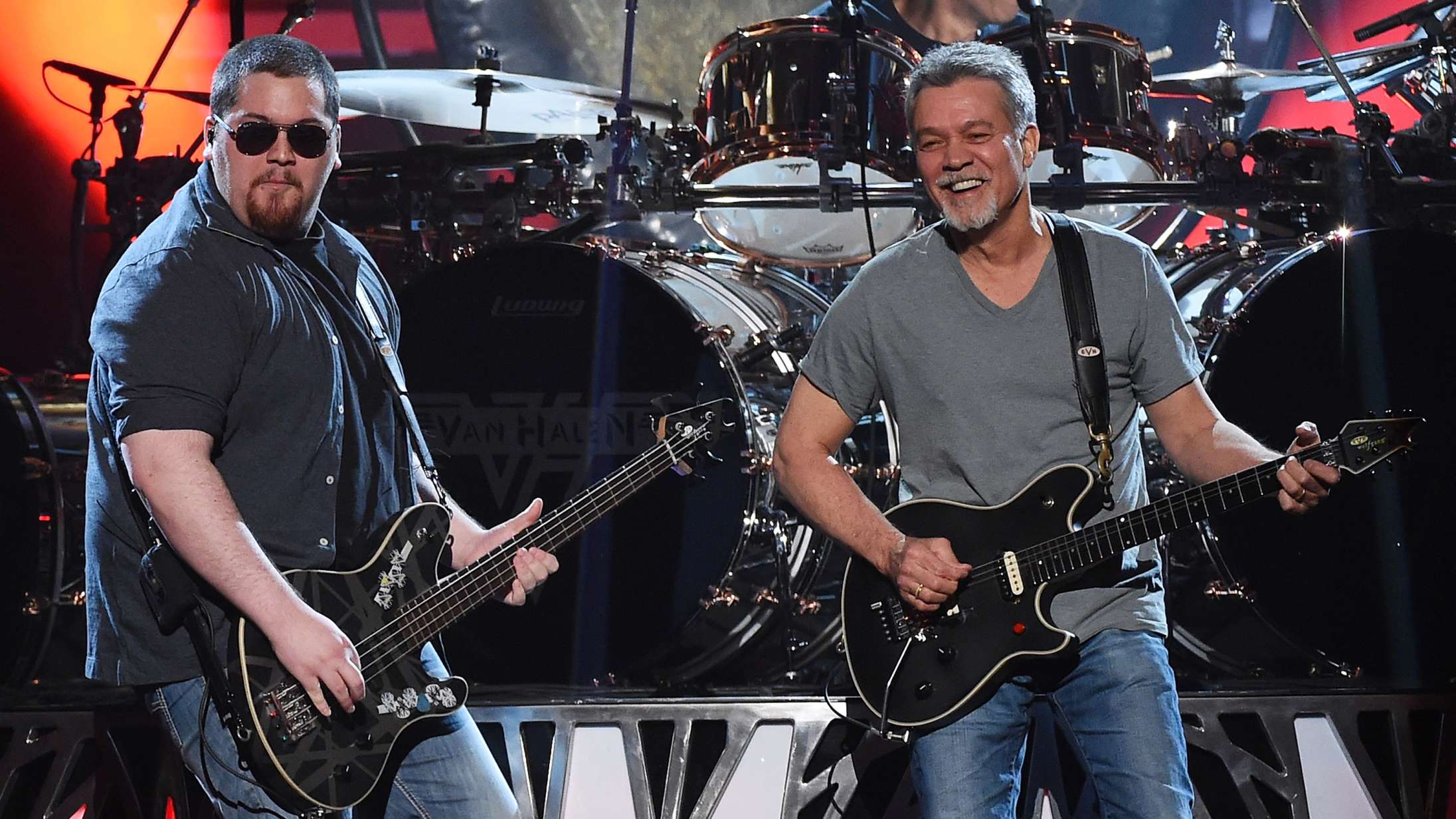 Rocklegenden Eddie Van Halen er død