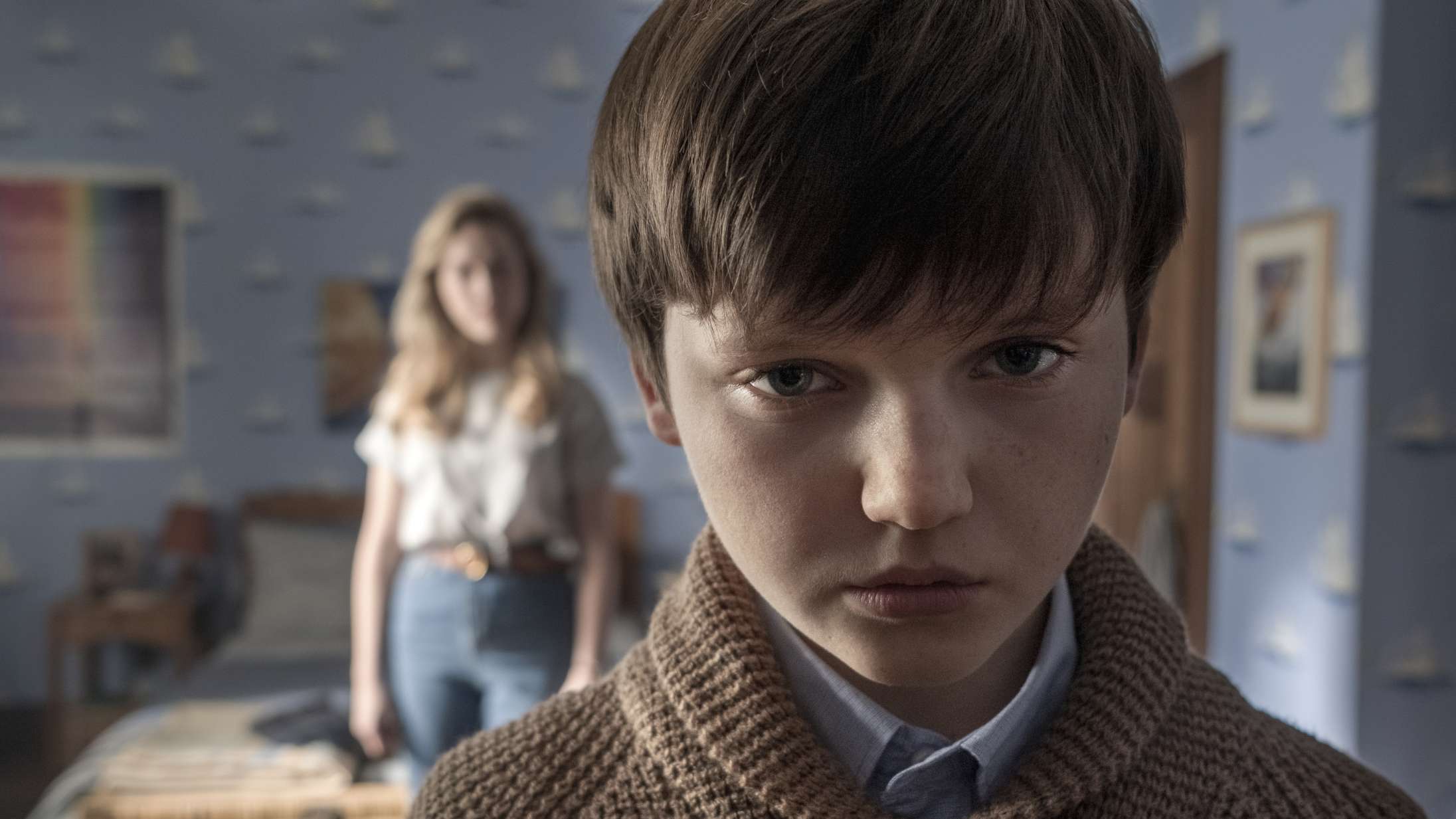 ‘The Haunting of Bly Manor’: Opfølger til Netflix’ skrækindjagende horrorserie tilføjer nye facetter til uhyggen