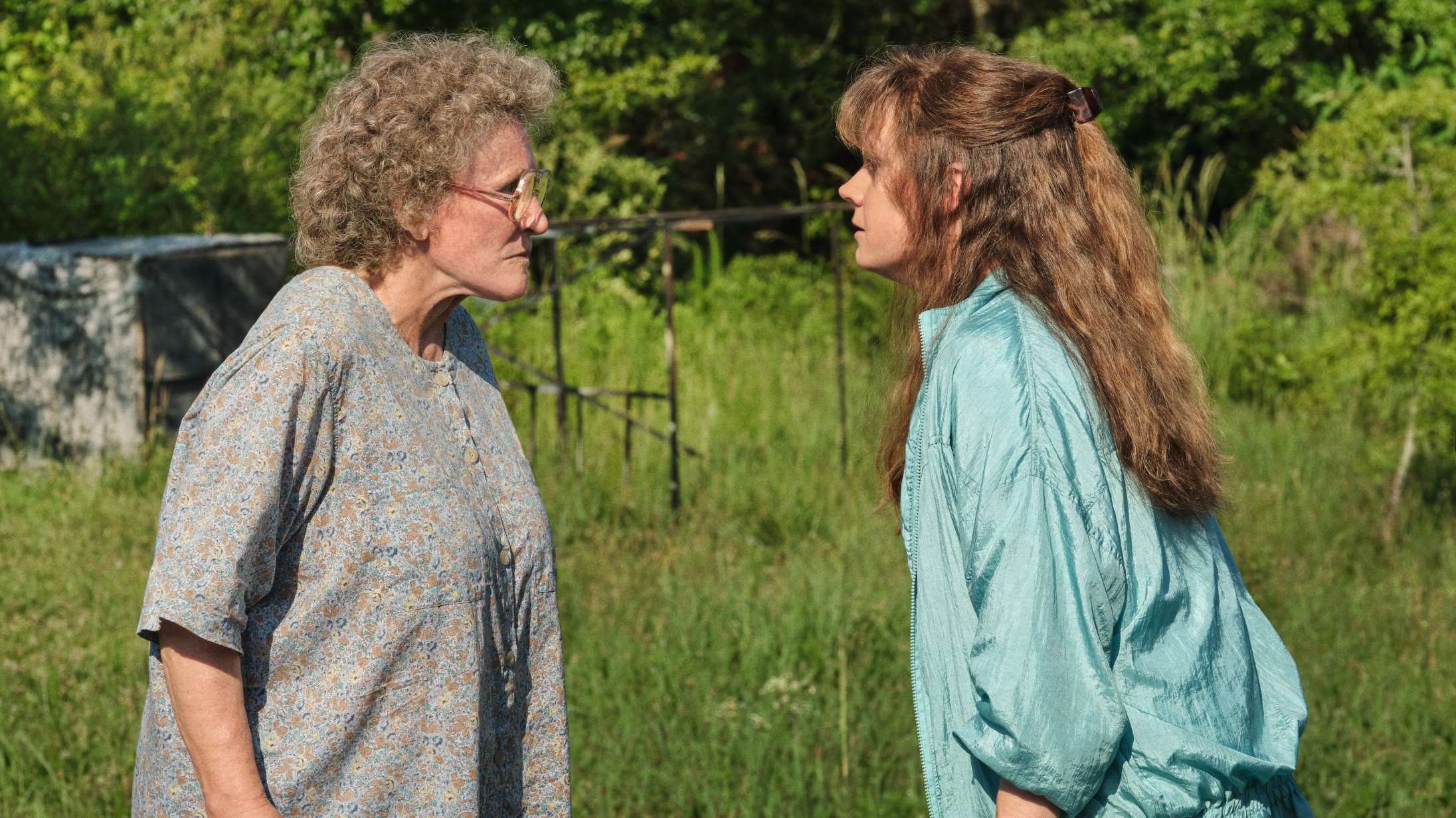 Amy Adams melder sig ind i Oscar-ræset i traileren til Ron Howards ‘Hillbilly Elegy’