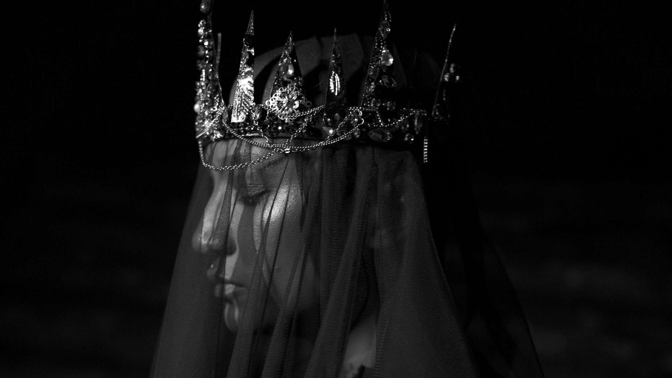 Alt er ved det gamle på Lucy Loves comebackalbum – på godt og ondt