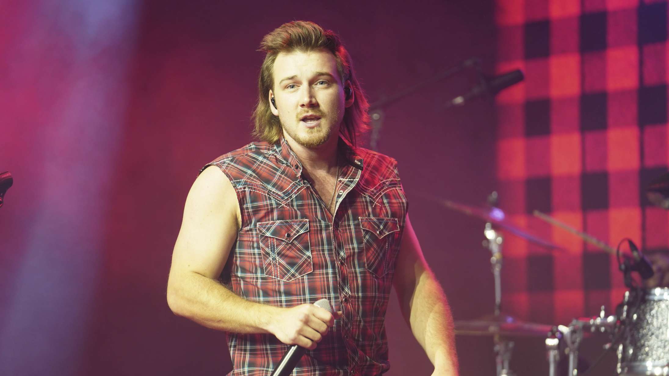 Weekendens ‘SNL’-musiker droppet for at have festet uden maske