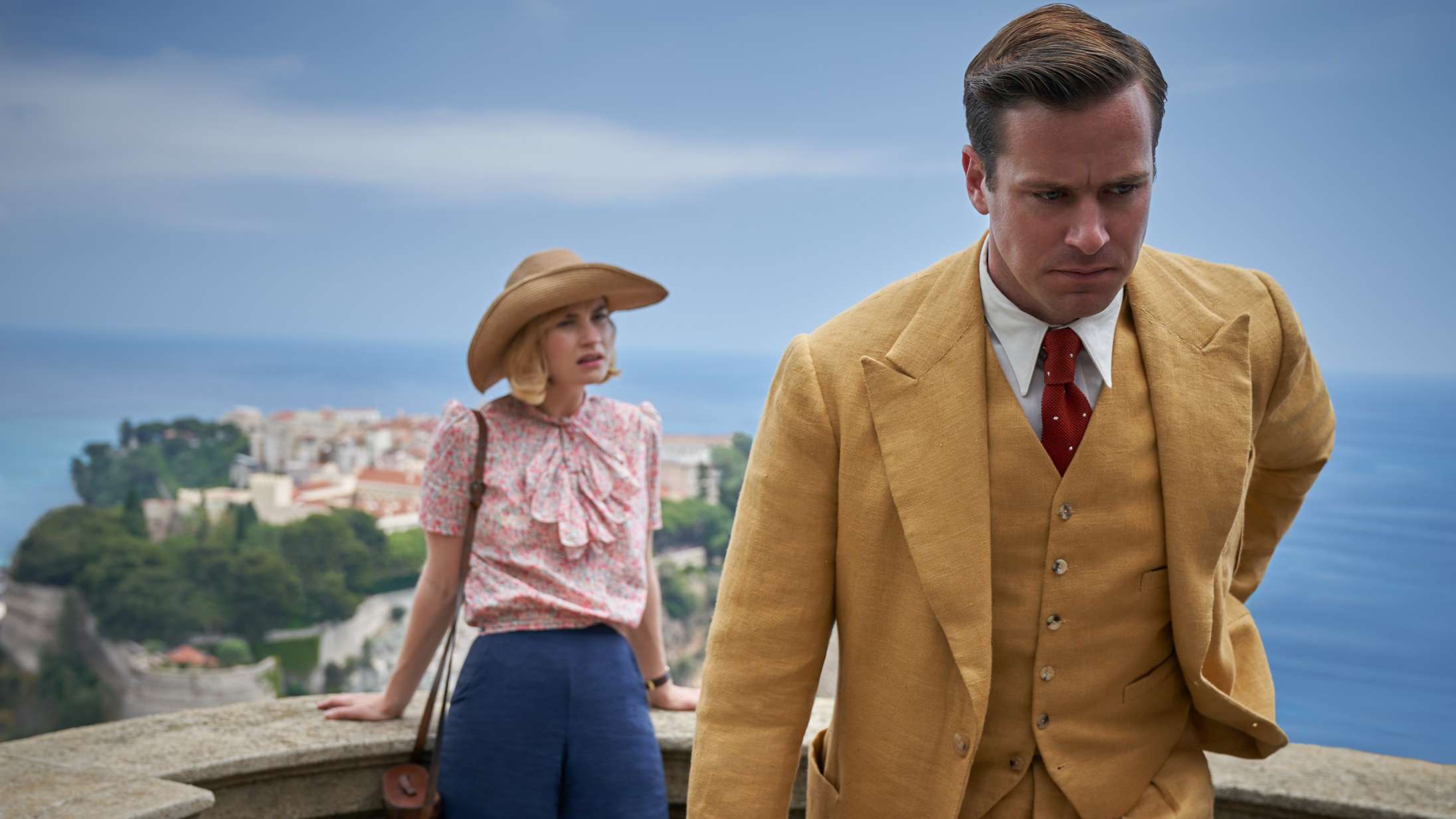 Armie Hammer ligner en færdig mand i Hollywood – hvad pokker skete der?