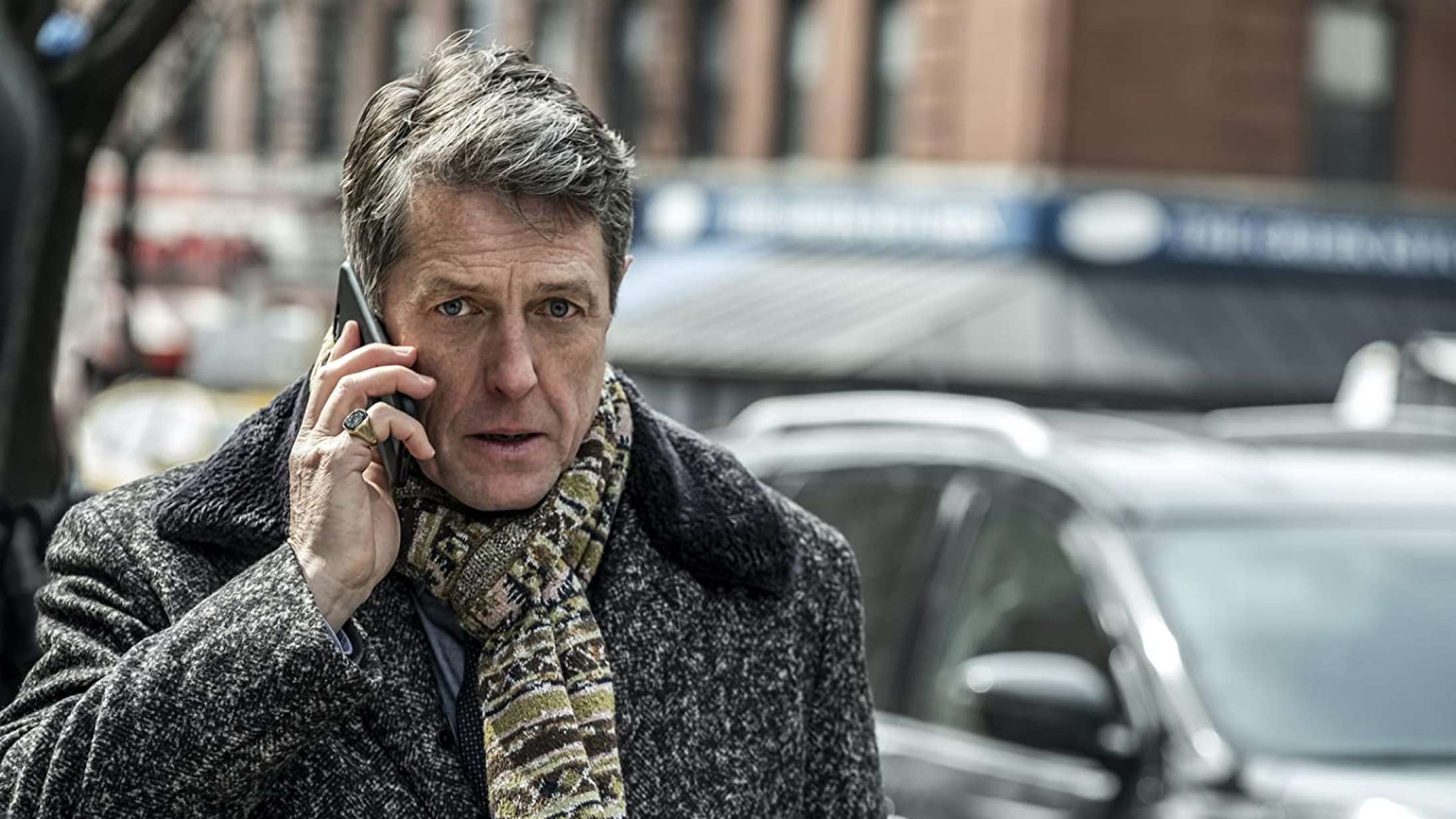 ‘Black Mirror’-skaber Charlie Brooker laver Netflix-mockumentary om 2020 med Hugh Grant