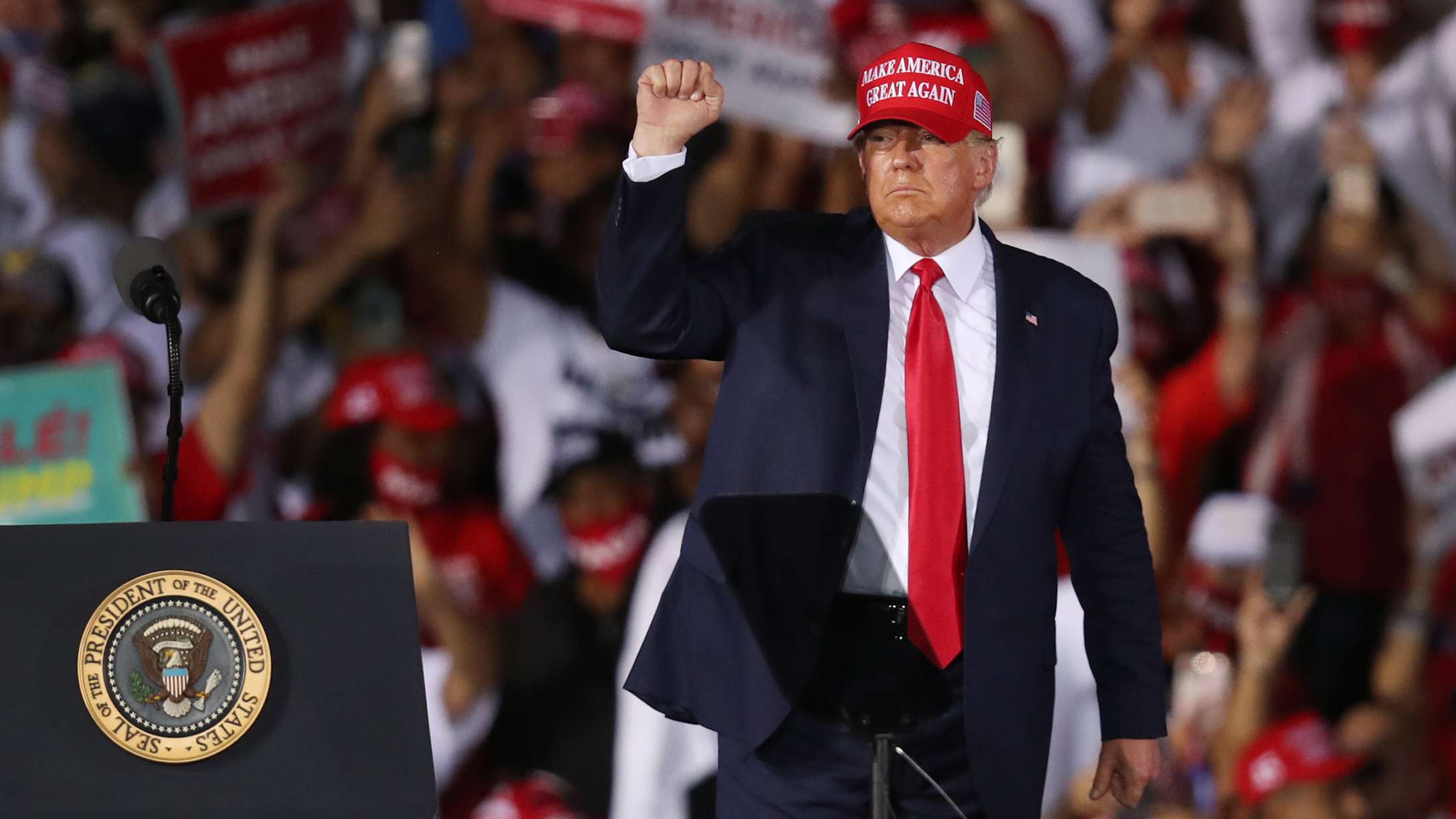 Facebook holder hånden over Trump-familien ifølge ny rapport