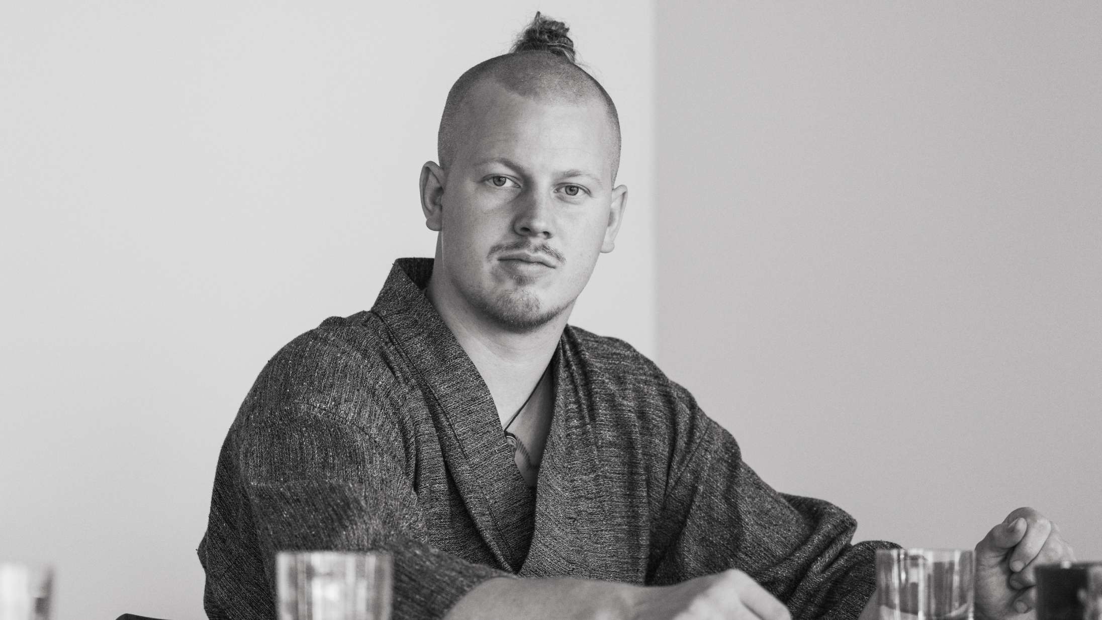 Kokken Mads Battefeld anbefaler en billig ret, han altid falder tilbage på: »Jeg er helt oppe at køre over, hvor godt det smager«