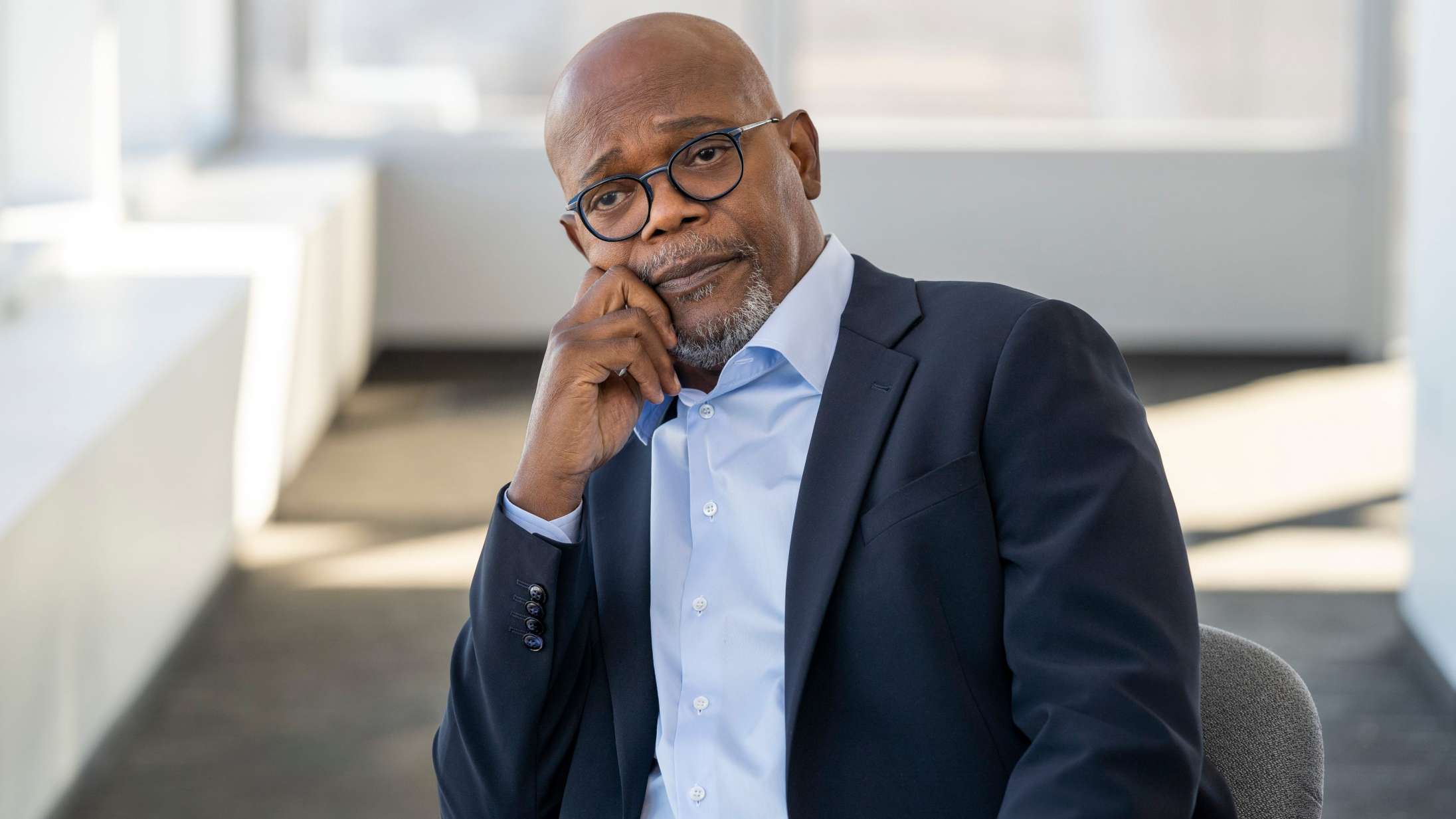 ’Death to 2020’: ’Black Mirror’-skabers stjernebesatte Netflix-satire kører død i 2020