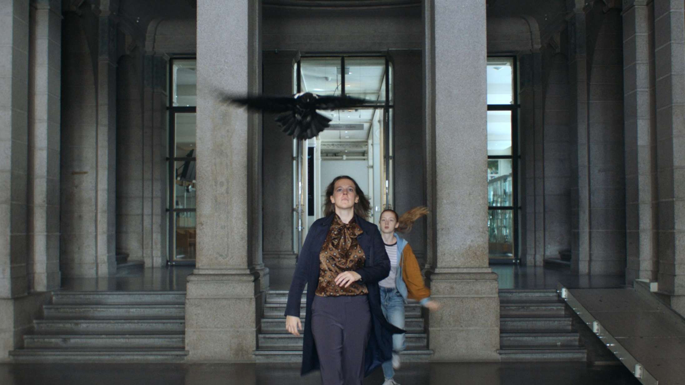 ’Psykose i Stockholm’: En teenagepiges forhold til sin psykotiske mor skildres empatisk og poetisk i ny dansk film