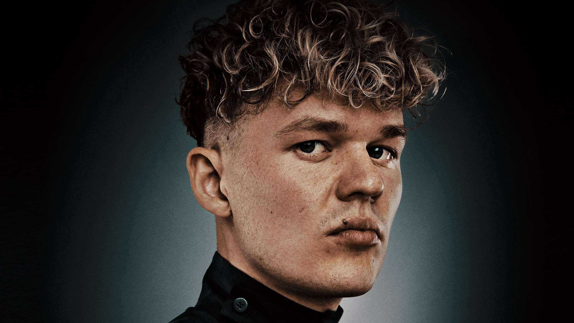 Måske du kan genkende Saveus’ nye single fra den nye Afdeling Q-trailer?