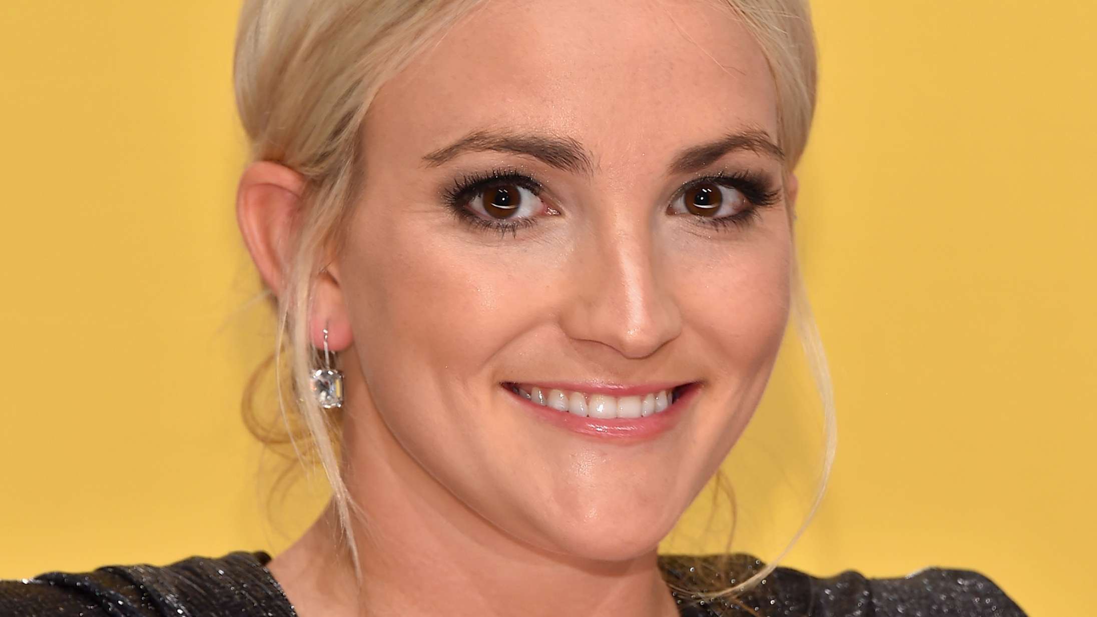 Britney Spears’ søster implicerer Elon Musk i en serie af katte-dødsfald