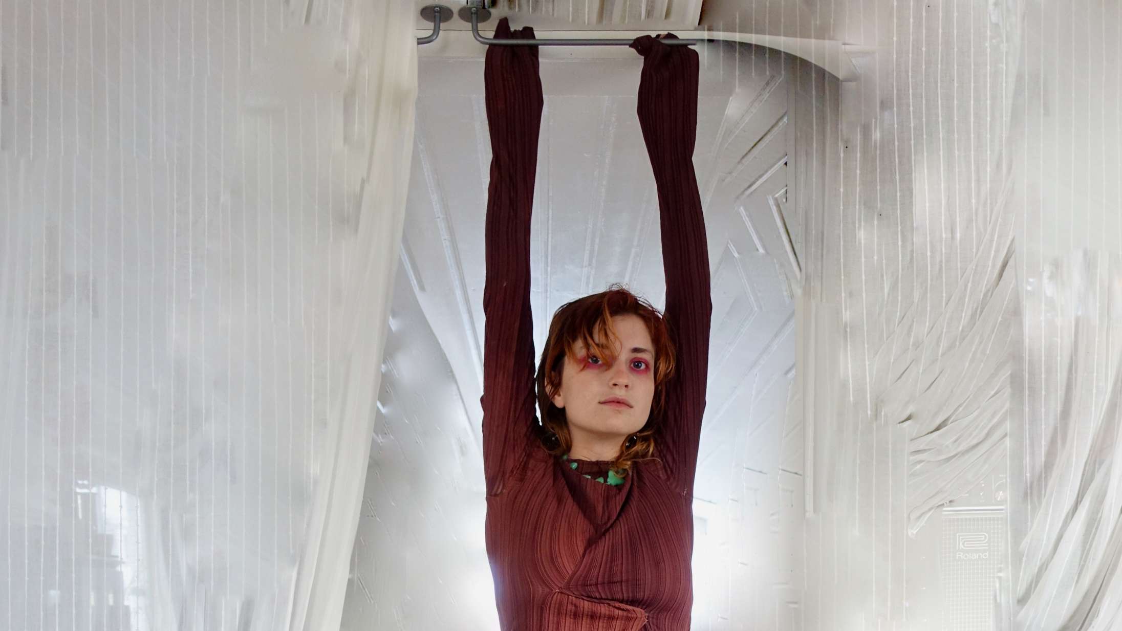 Premiere: Barbros intime popballade går lige i hjertekulen