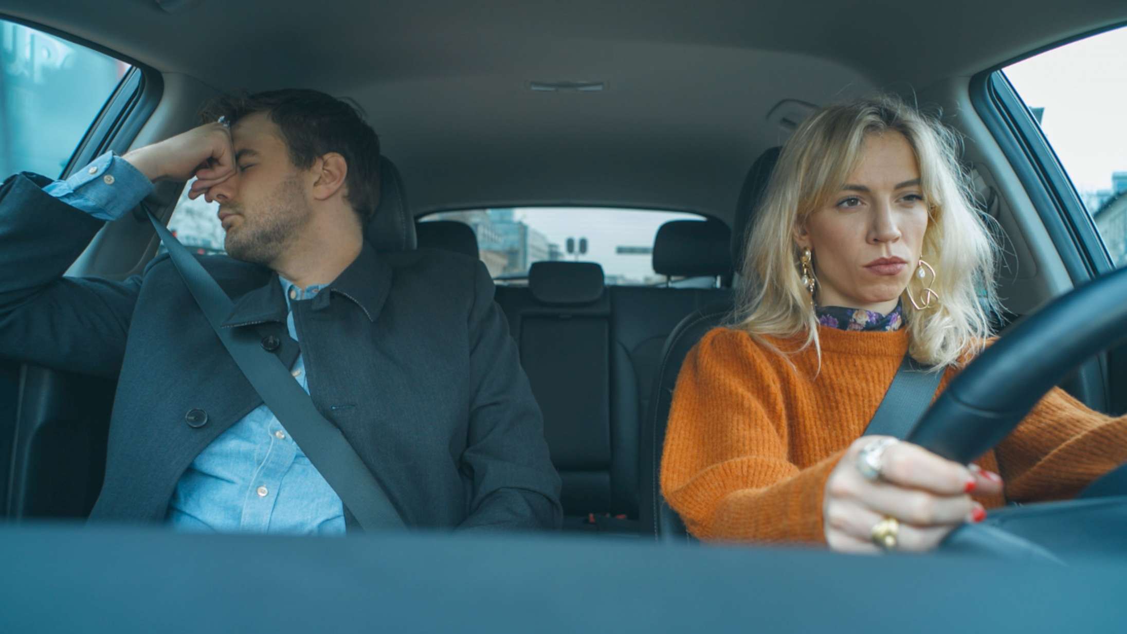 DR har serien til alle par, der er ved at rive hovedet af hinanden under isolation dag 345