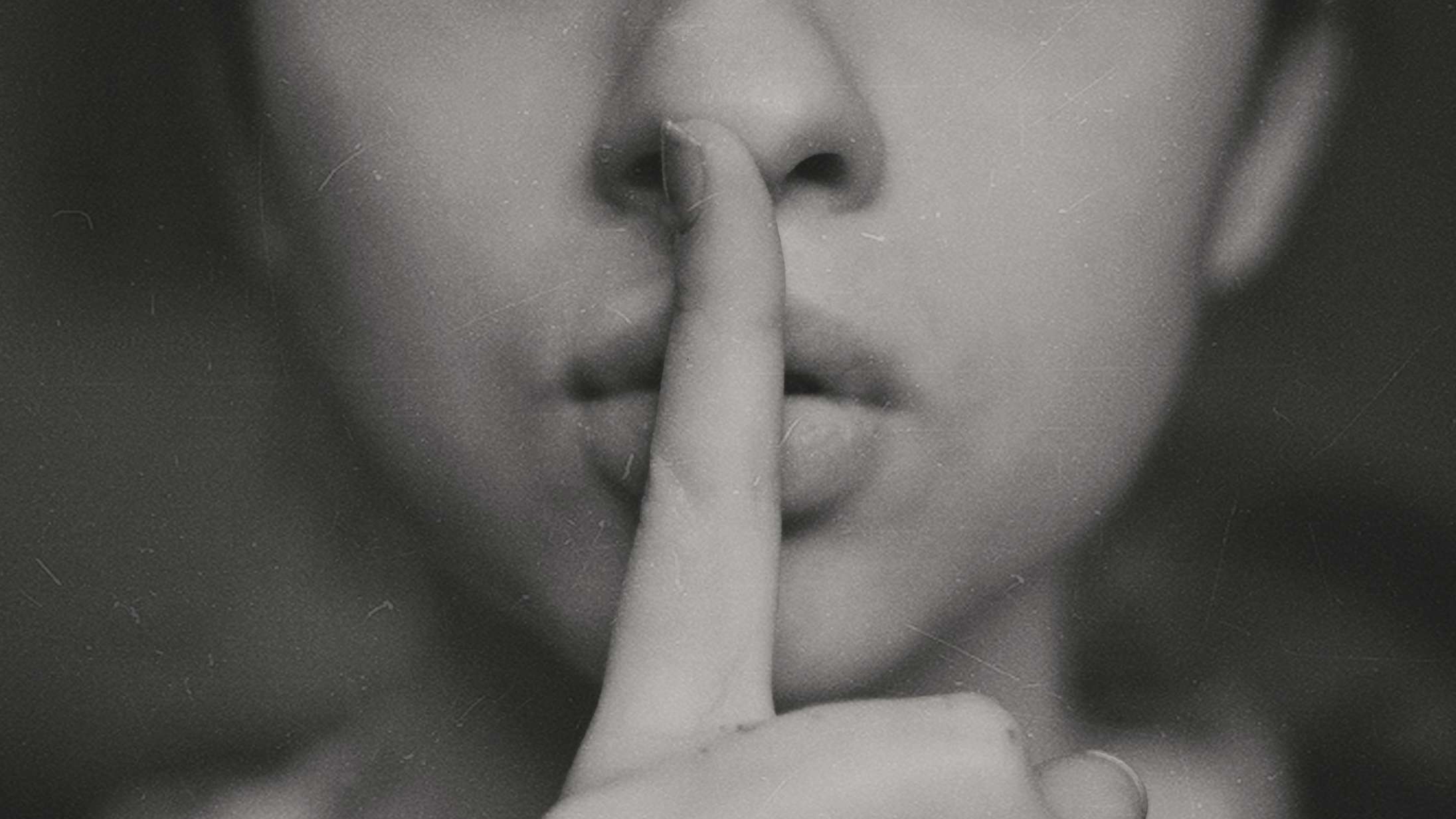 Fra slibrigt utroskab til kannibalsex: Virale rygter er ude af kontrol, men kan de overhovedet stoppes?