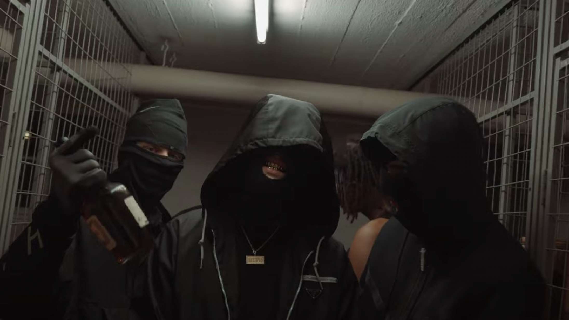 Premiere: Miklo kører den helt hårde drill-stil i ny ‘Litty’-video