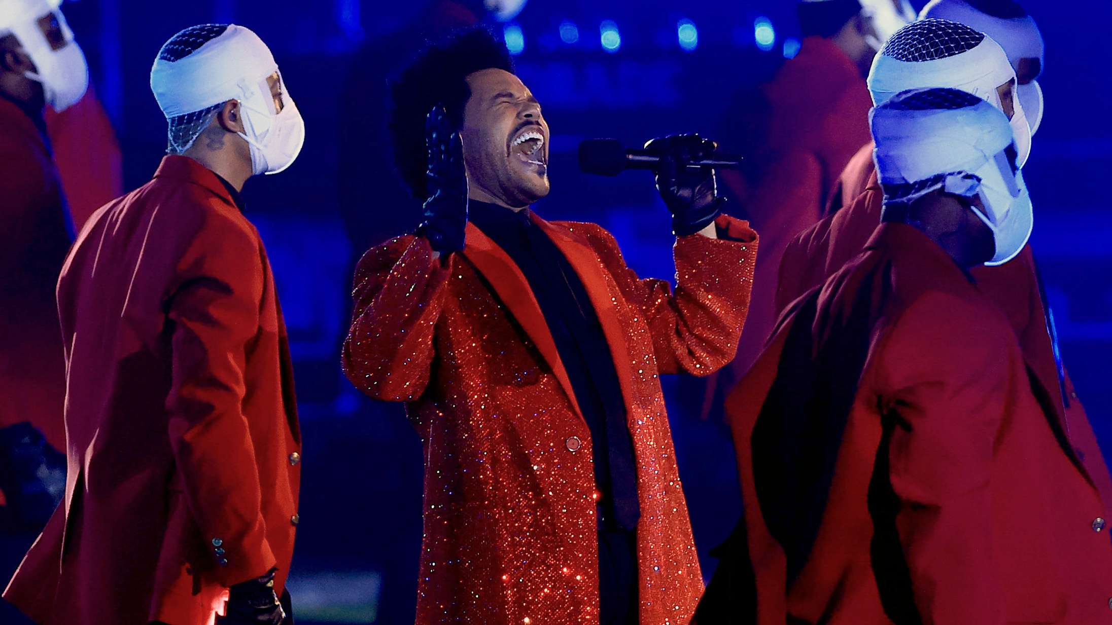 De fire bedste øjeblikke i The Weeknds overlegne Super Bowl-show