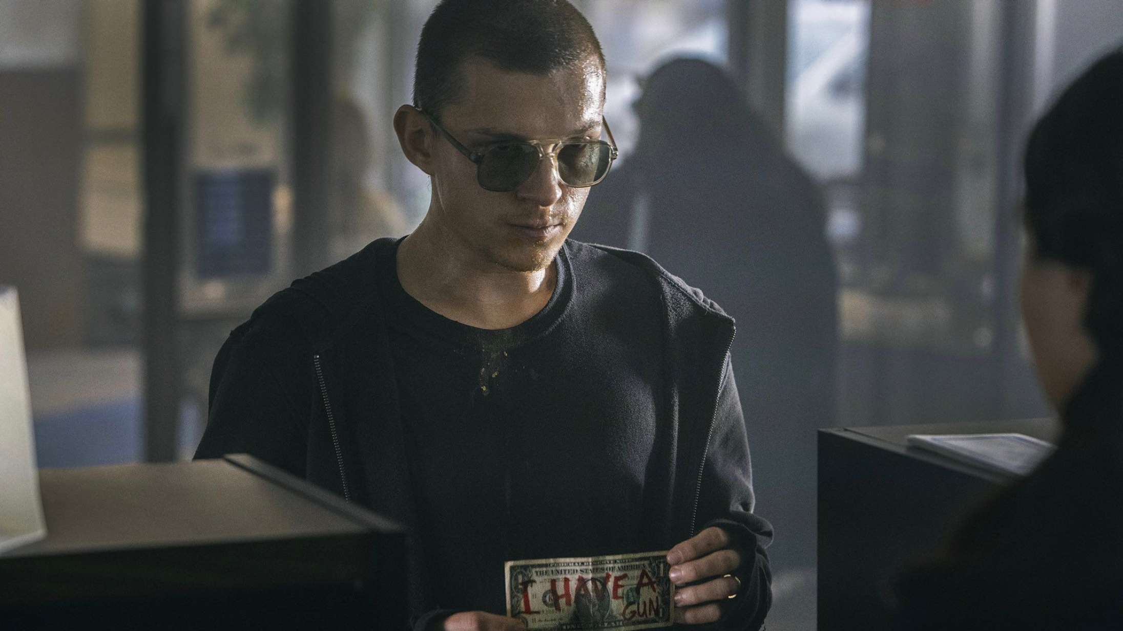 ’Cherry’: Tom Holland leverer en tour de force i ’Avengers’-duos alt for lange film