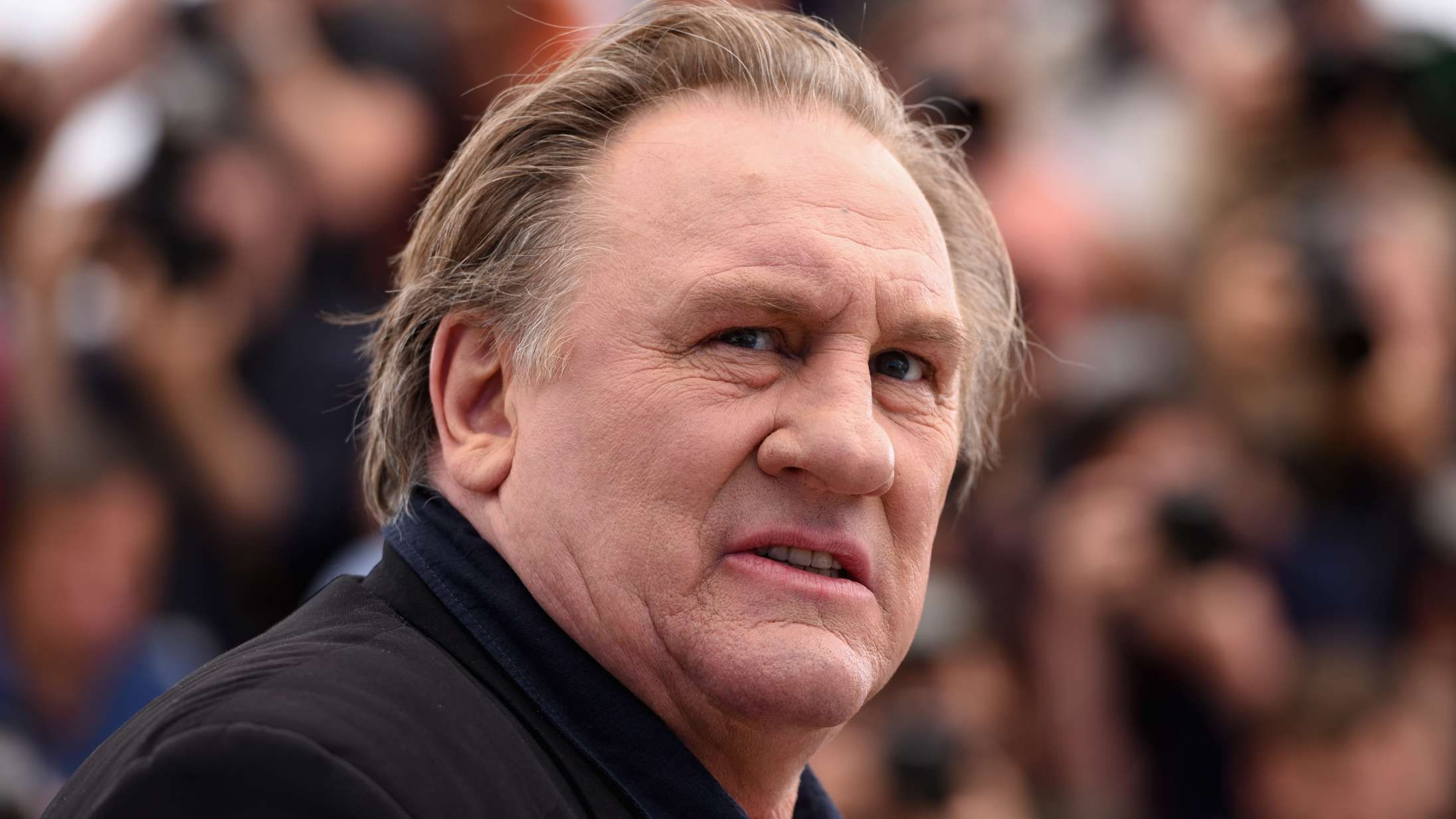 Den franske skuespiller Gérard Depardieu sigtet for voldtægt