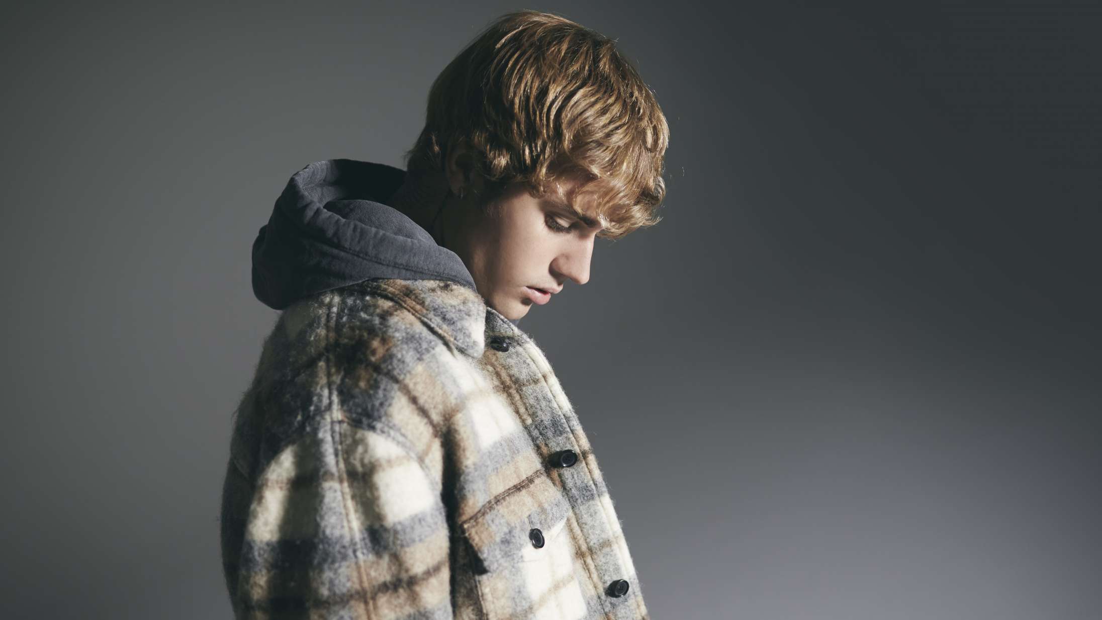 Justin Bieber slår rekorden for flest sangskrivere på et nummer nomineret til en Grammy for ‘Bedste sang’