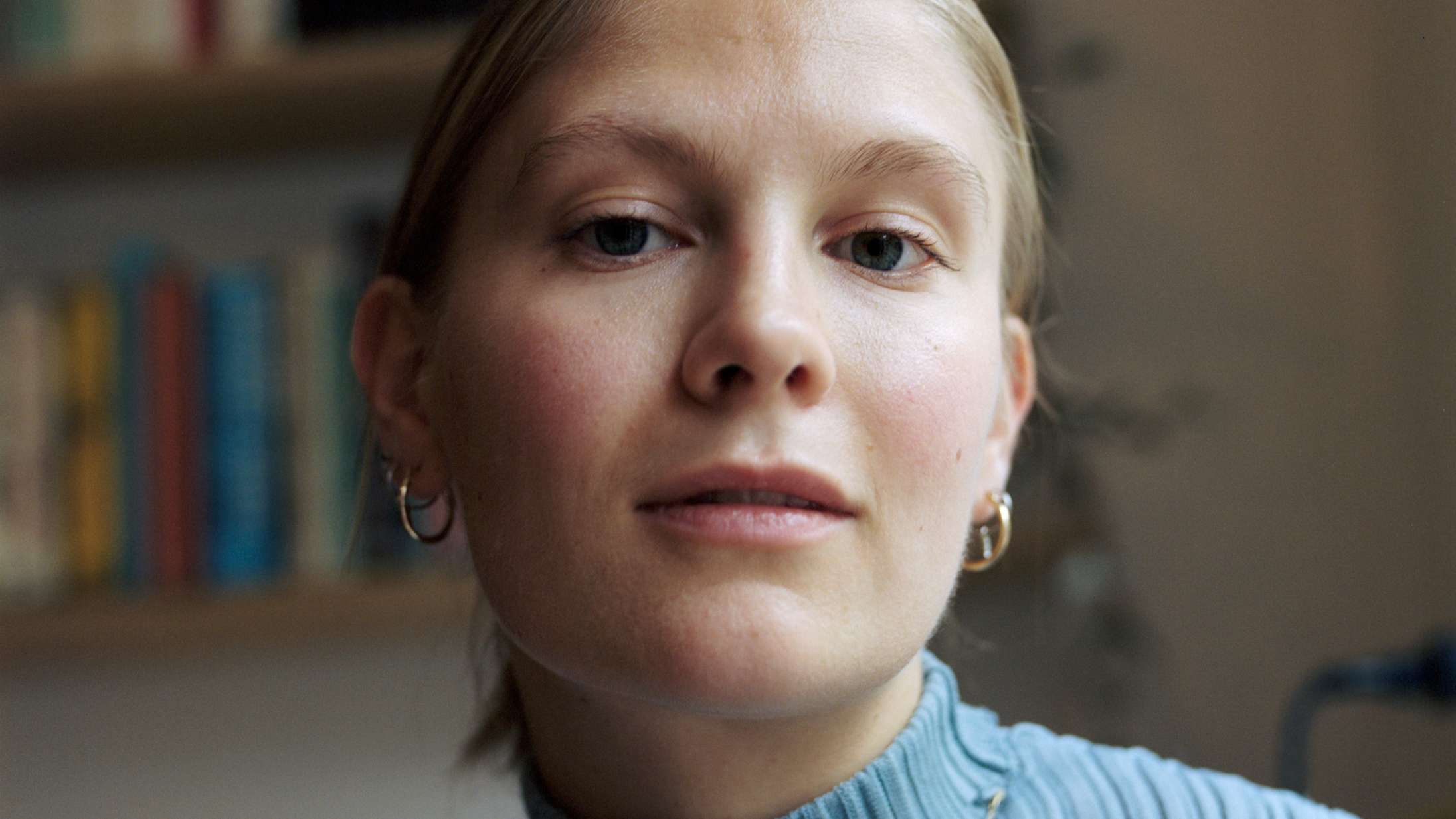 Apolonia Sokol, Caspar Eric og Emma Holten kommer til Heartland