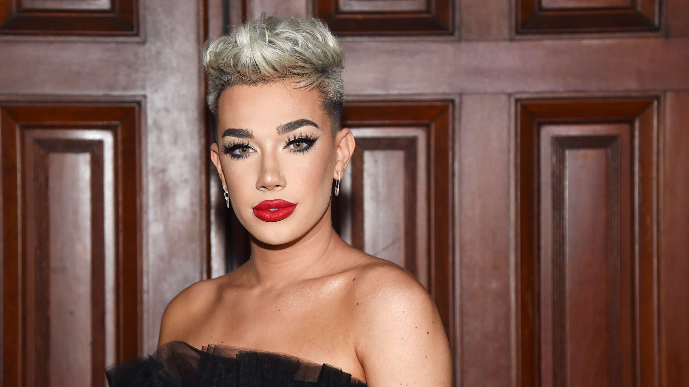 YouTube-stjerne fanget i sexting-skandale med mindreårige