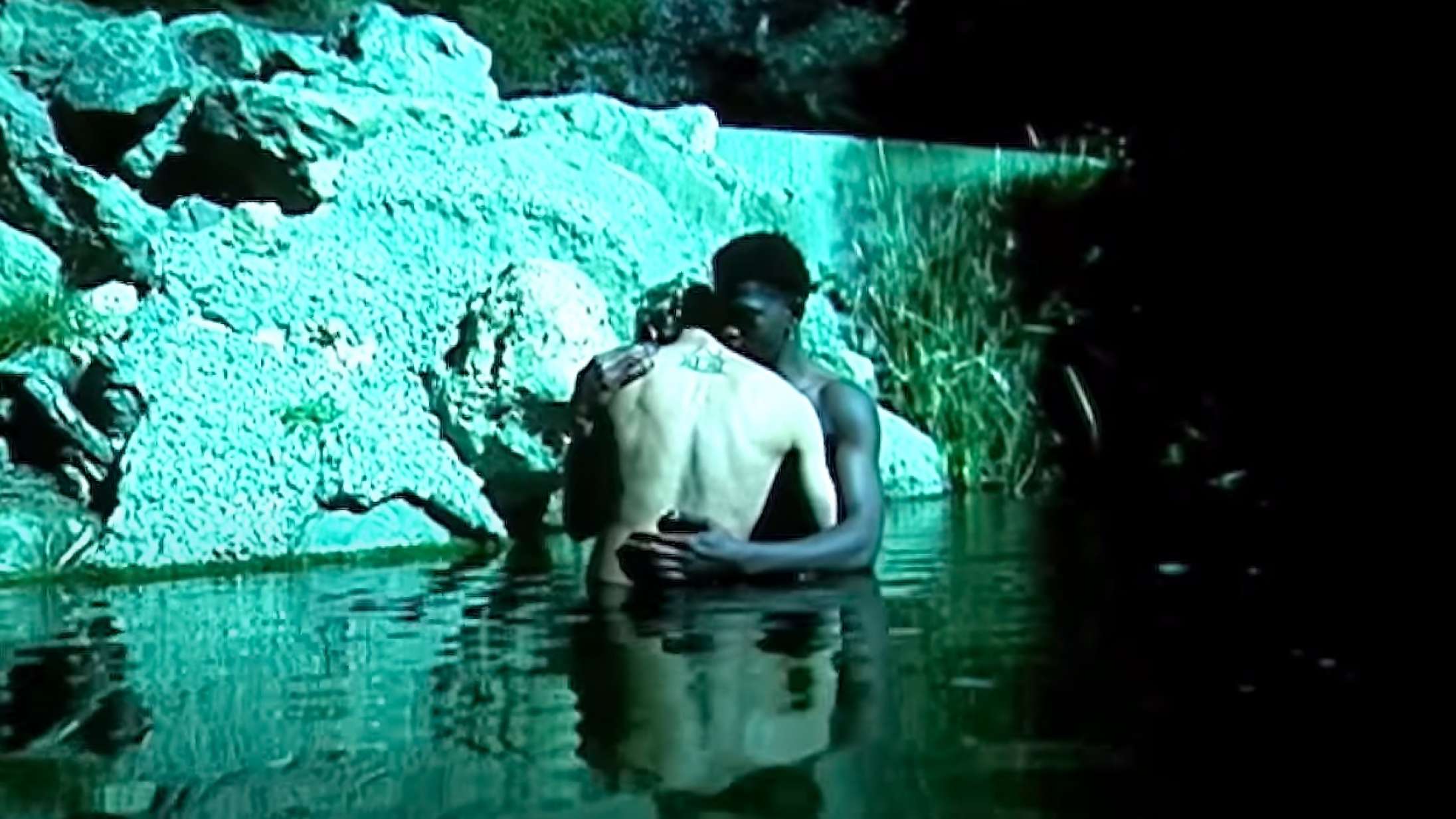 Lil Nas X tager på roadtrip i ny Brockhampton-musikvideo – inklusive syretrip og nøgenbadning