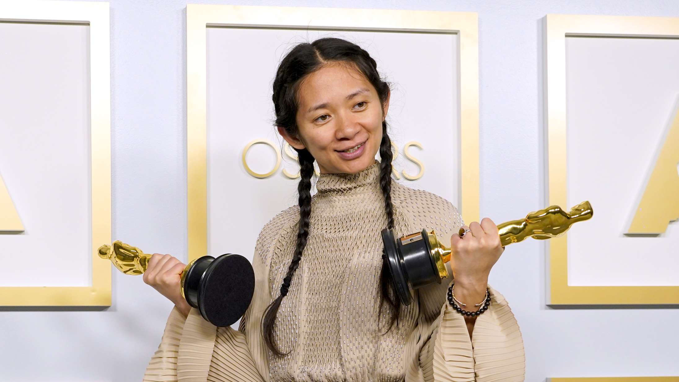 Ingen fejrede sin Oscar-nominering bedre end ‘Hamnet’-instruktør – sådan reagerede stjernerne