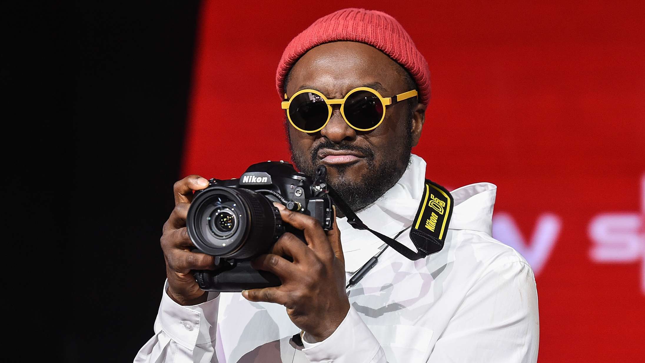 Will.I.Am har en coronamaske, der er vildere end din – og nok også dyrere
