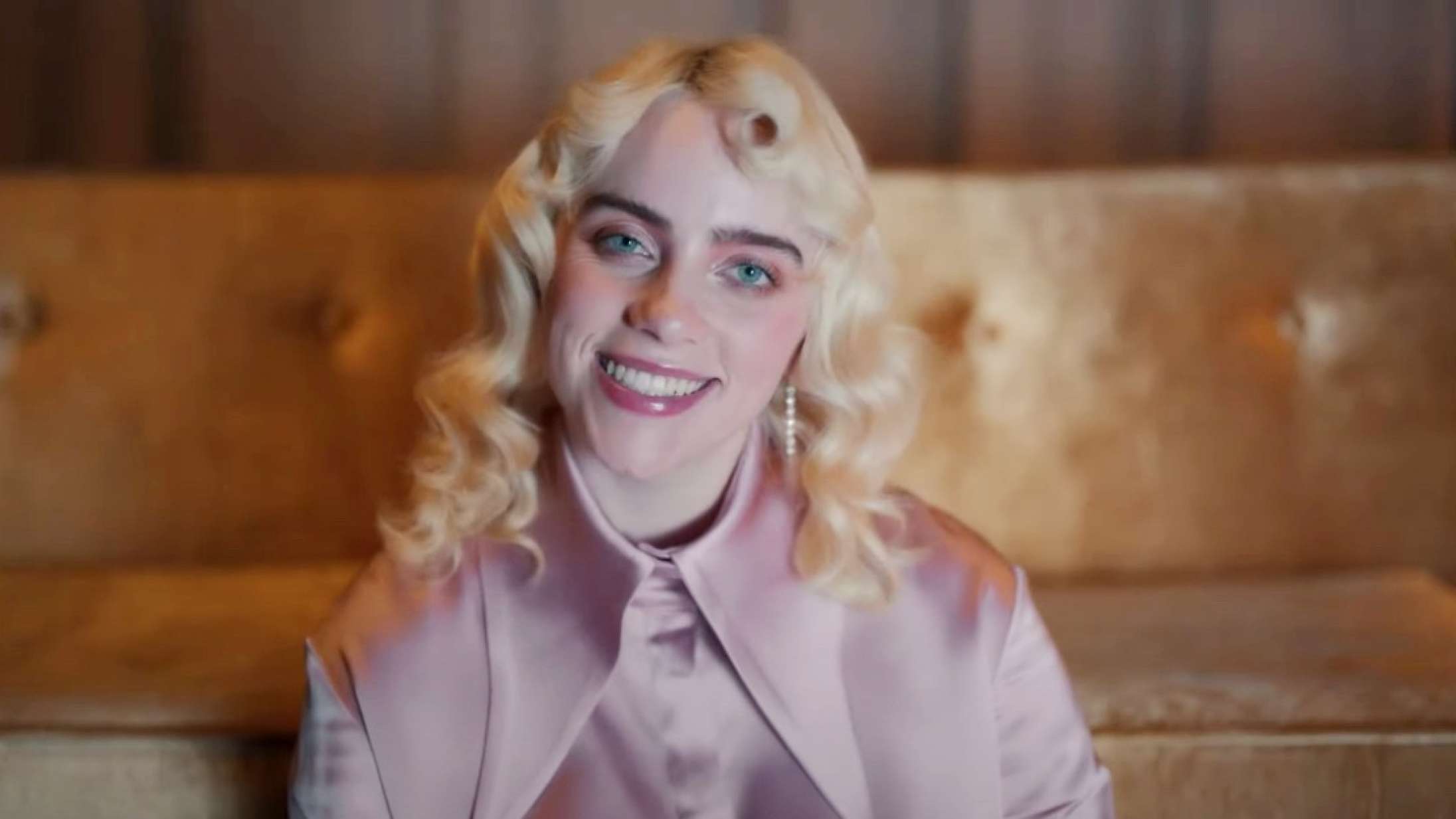 Se Billie Eilish svare på spørgsmål fra Justin Bieber, Stormzy og en masse andre ekstremt berømte fans